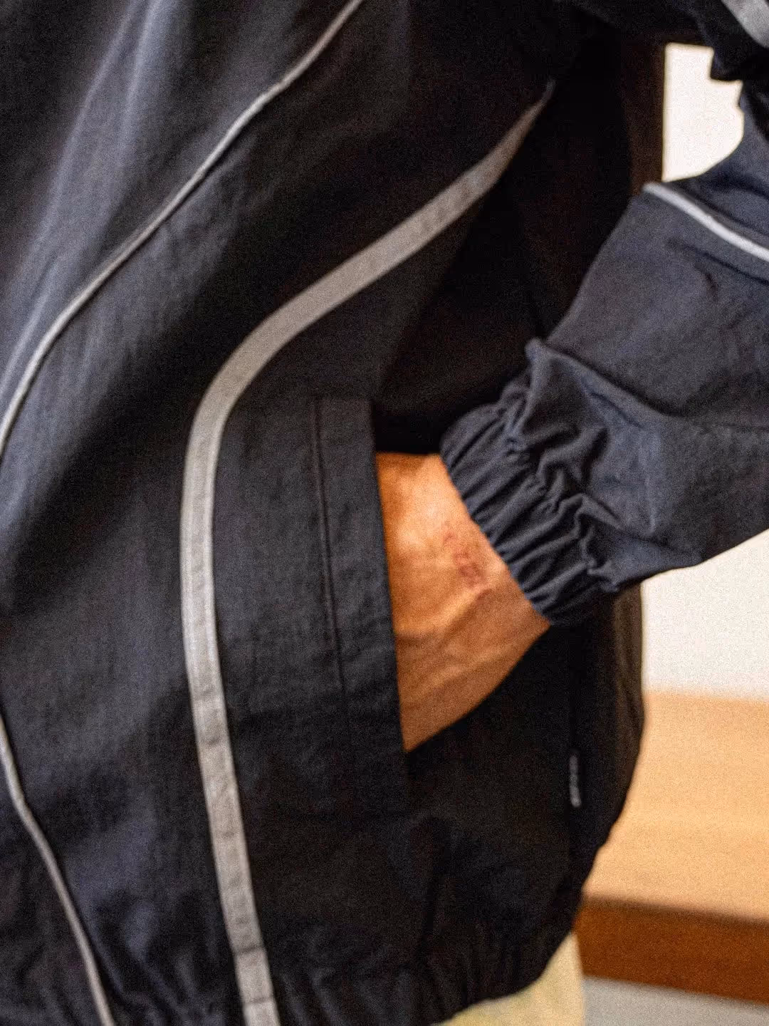 Iconic Nylon Trackjacket and Trackpant  image 6