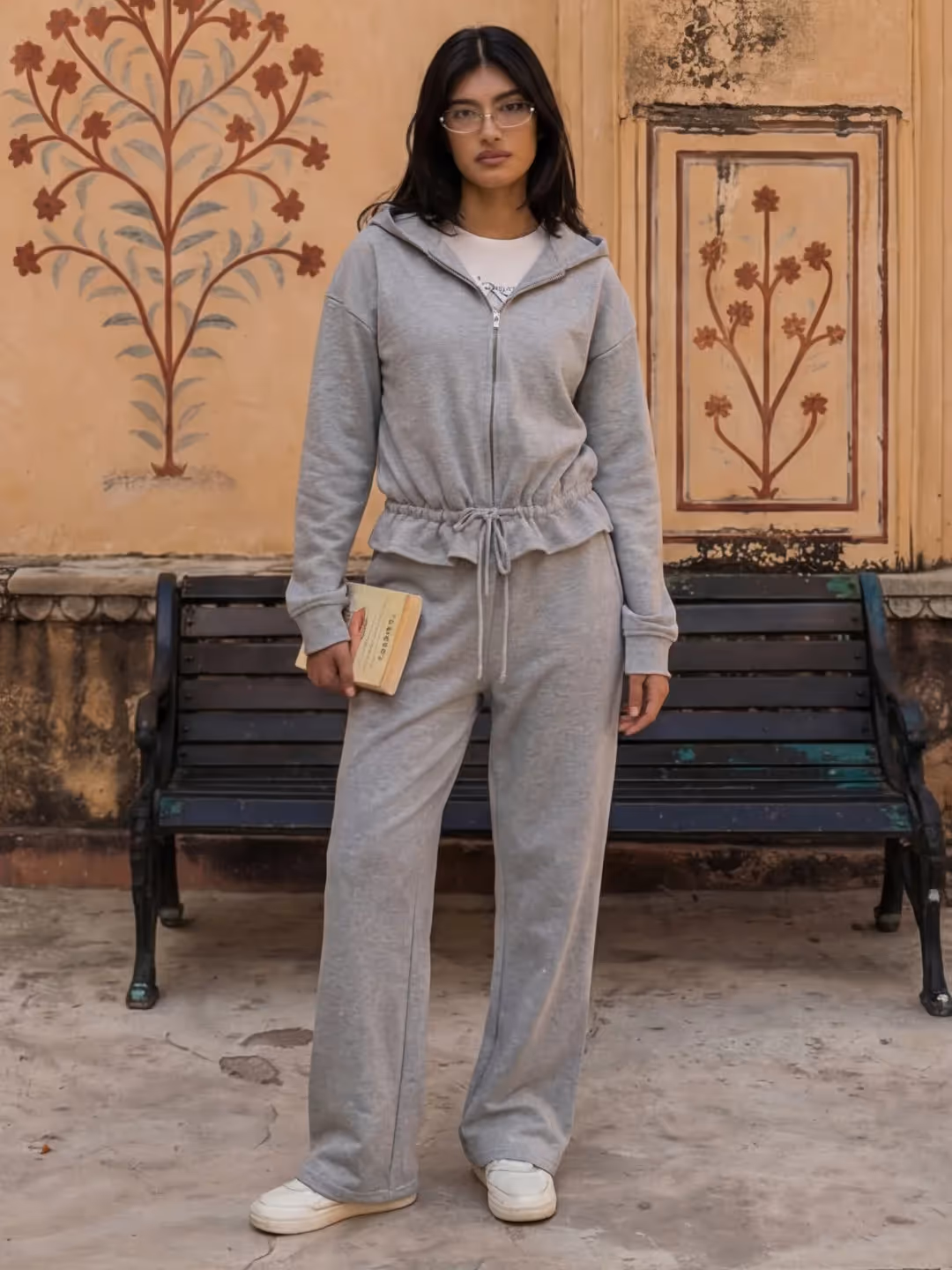 L-gant Tracksuit image 1