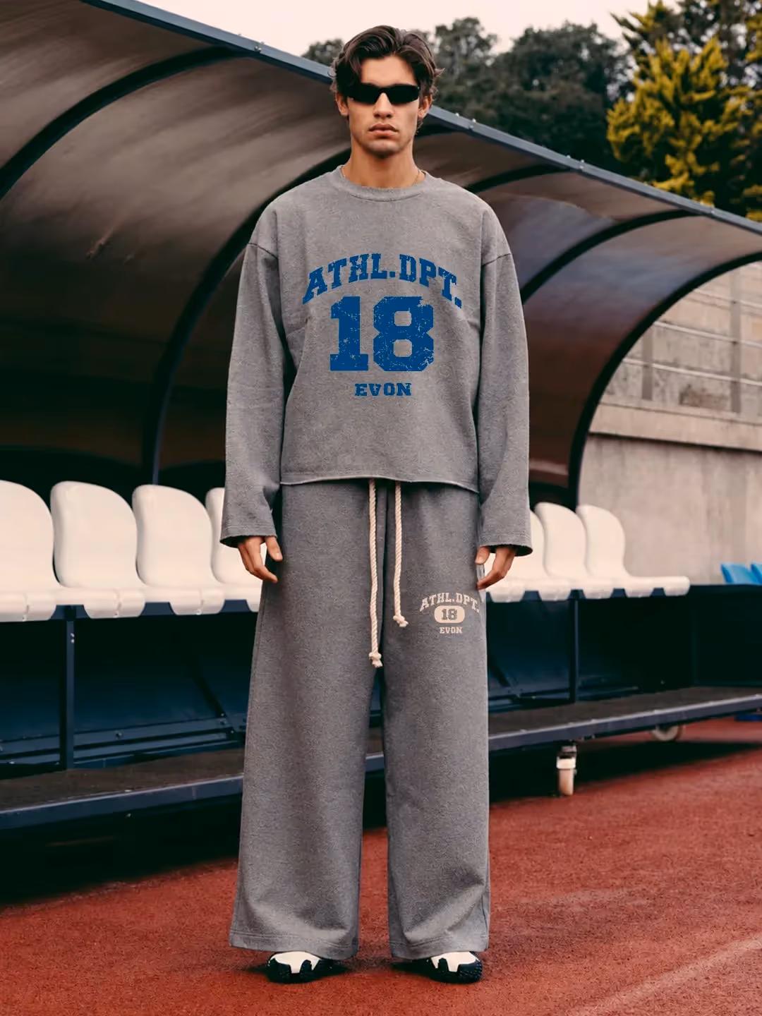 League 18 Sweatpant image 1