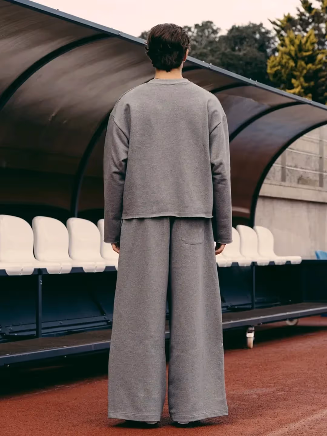 League 18 Sweatpant  image 7