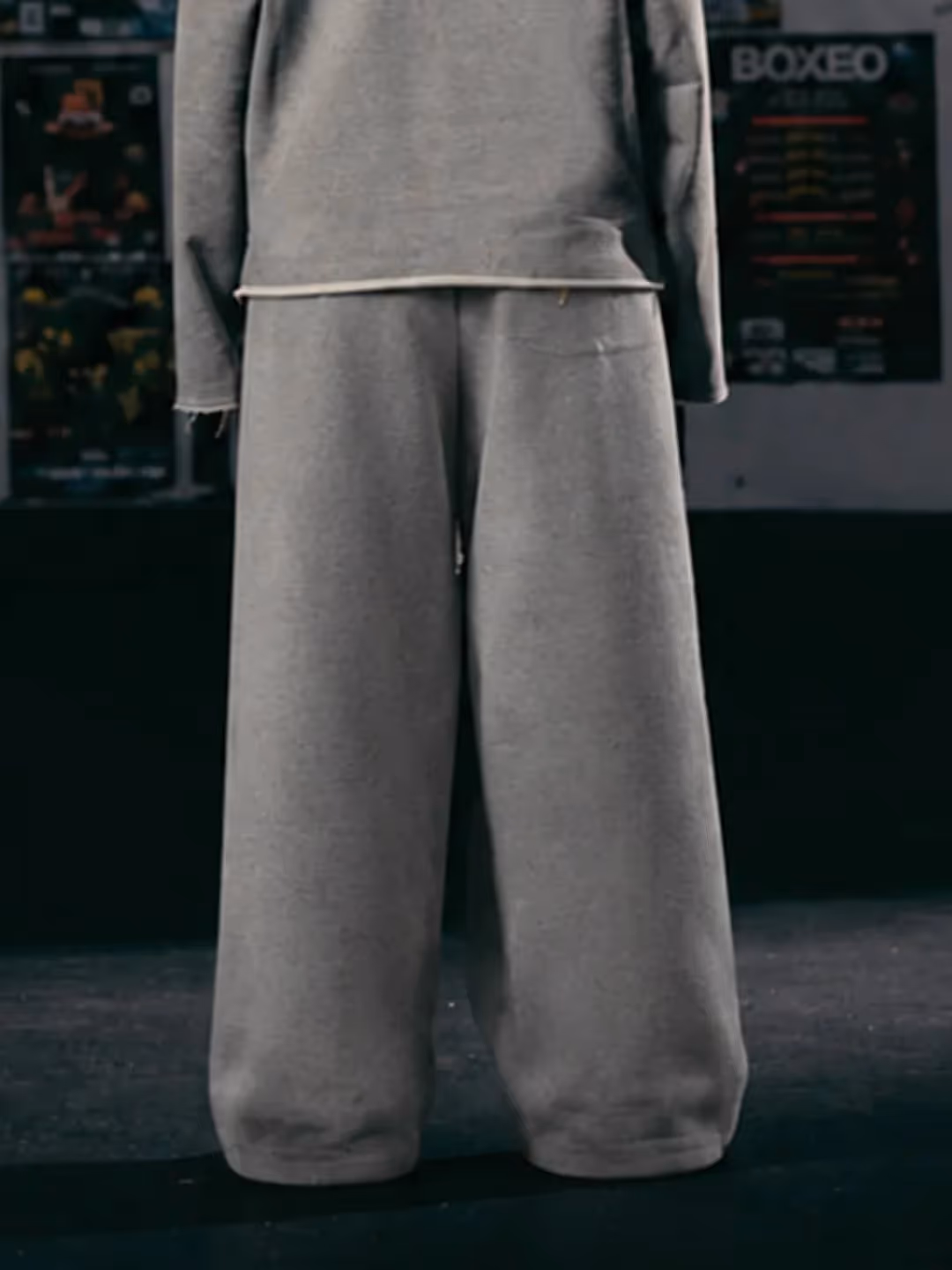 League 18 Sweatpants  image 10