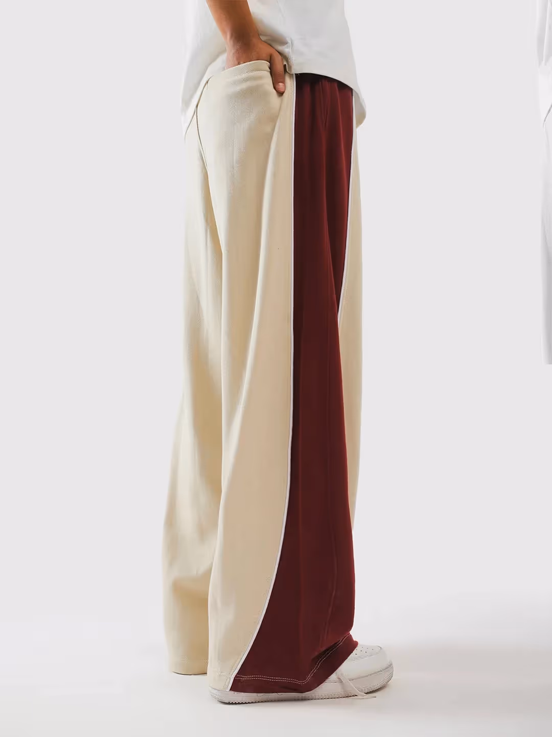 Legacy Sweatpants image 10
