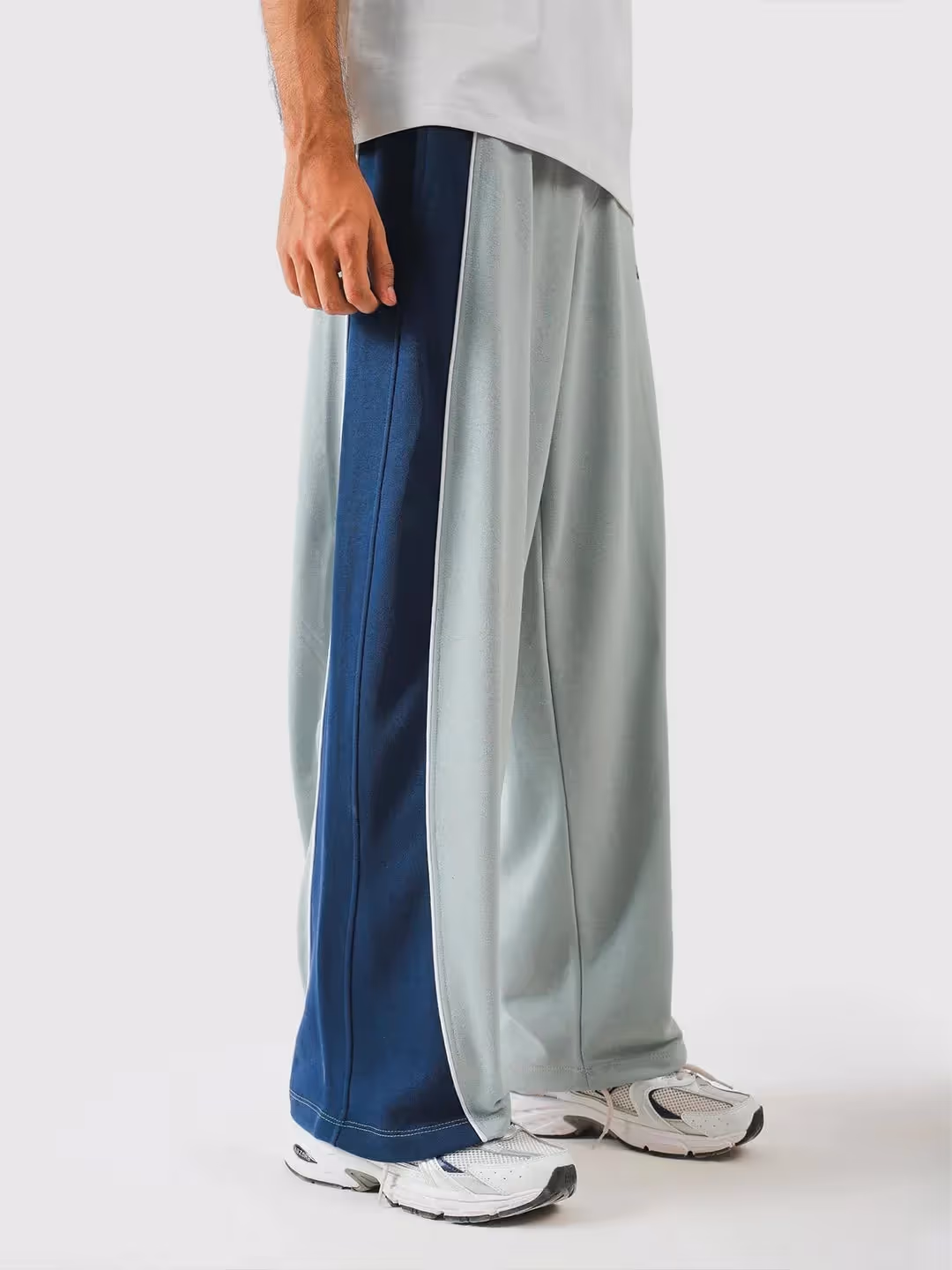 Legacy Sweatpants image 16