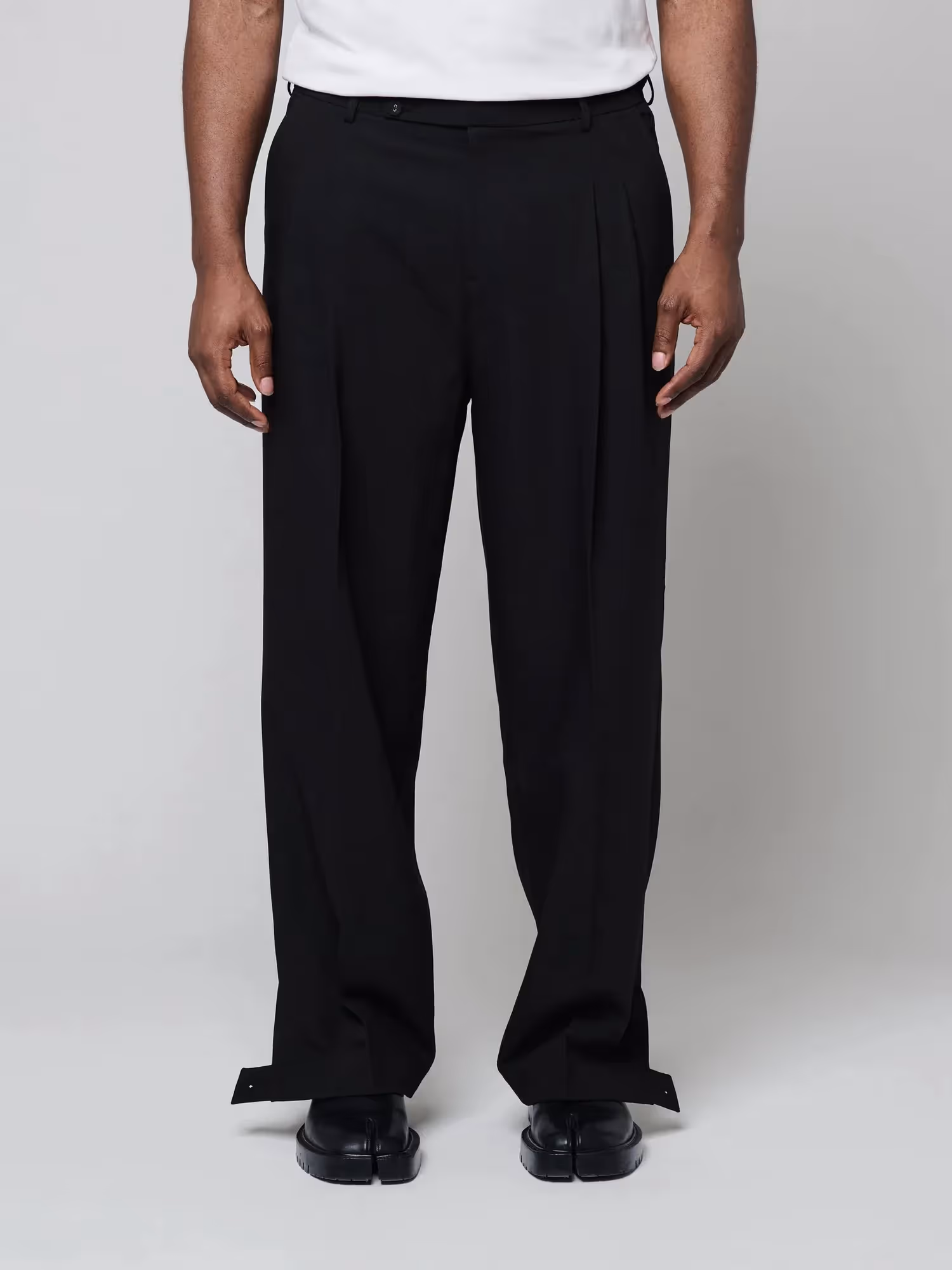 Vinyl Classic Pants  image 14