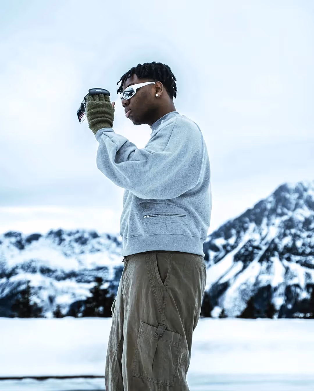 West Sweatshirt  image 4