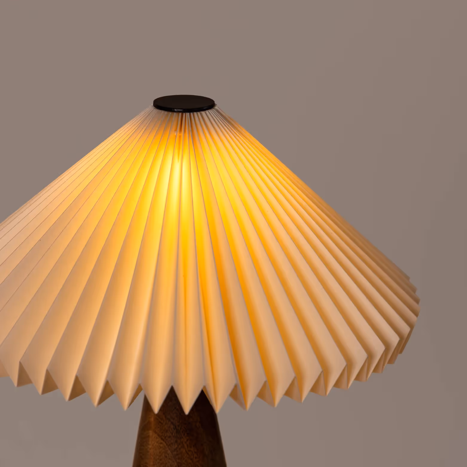 Ballet Table Lamp image 5