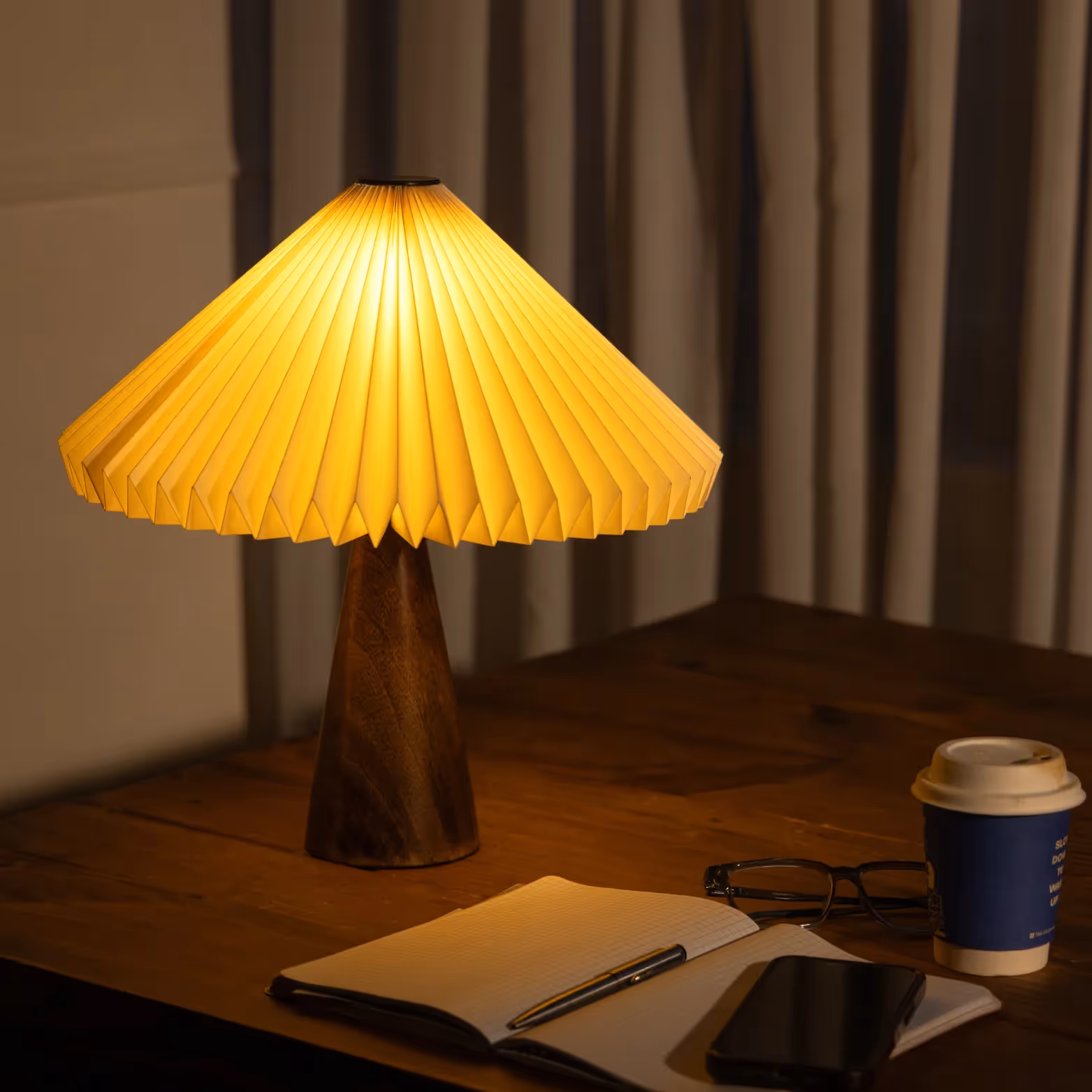 Ballet Table Lamp image 7