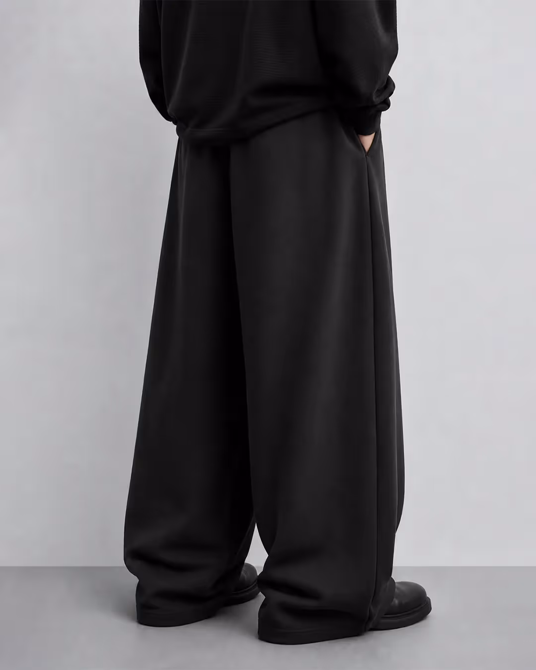 Basic Black Baggy Pants image 15