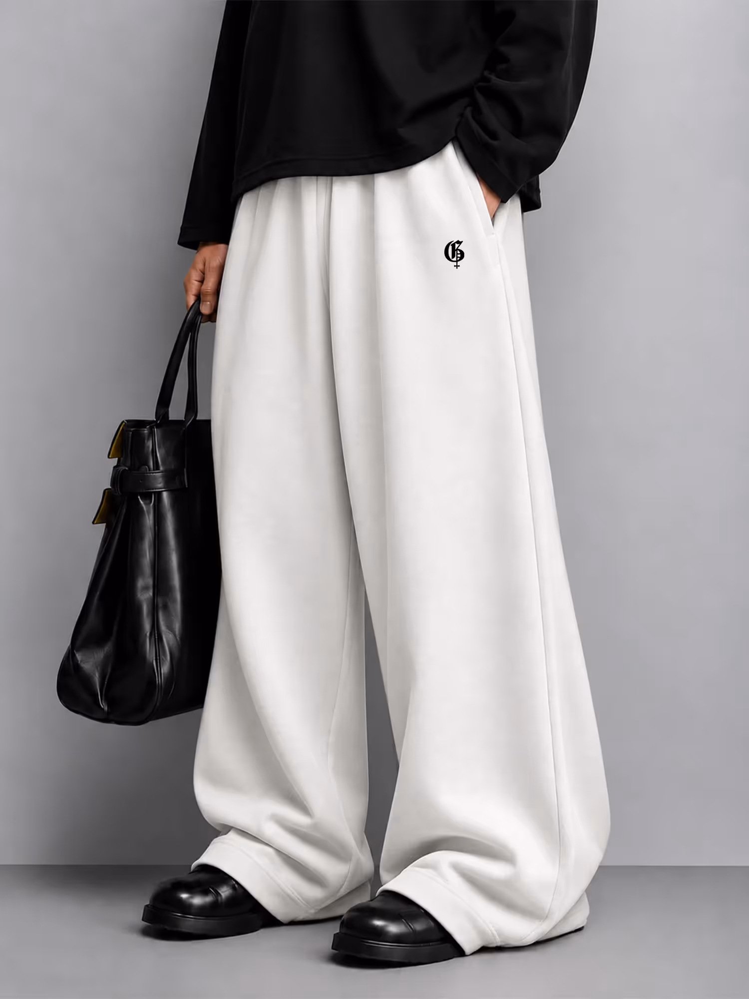 Basic White Baggy Pants image 3