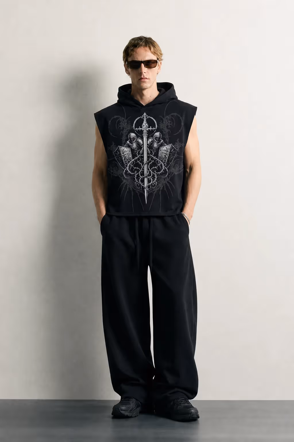Rival Black Sleeveless Hoodie  image 4