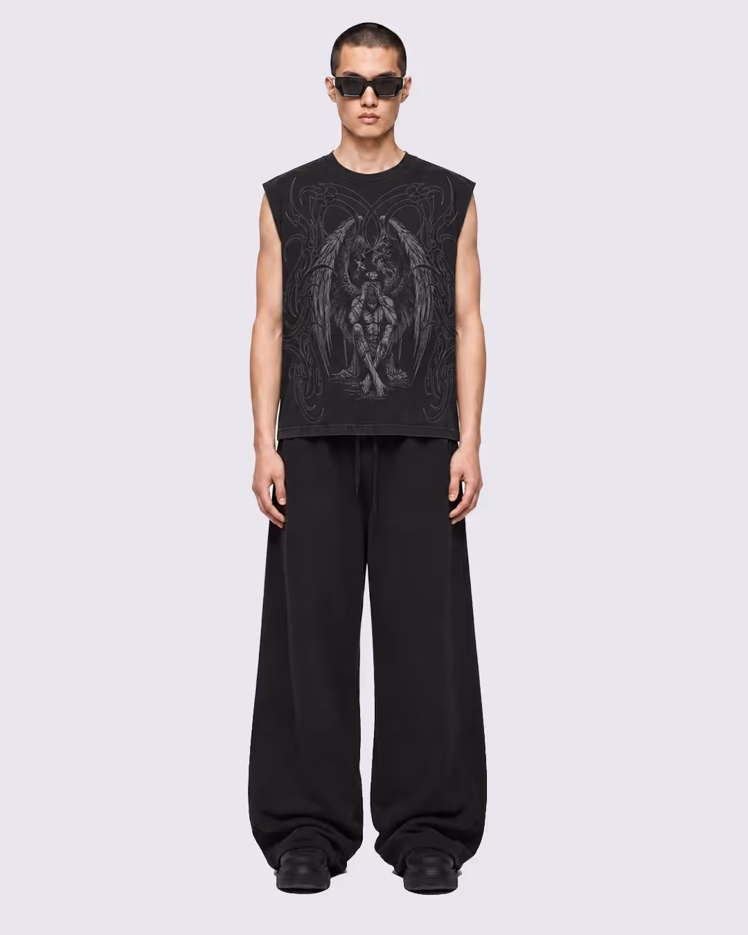 Strain Black Vest  image 3