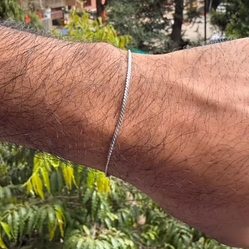 Thin Cuban Sleek & Timeless Everyday Chain