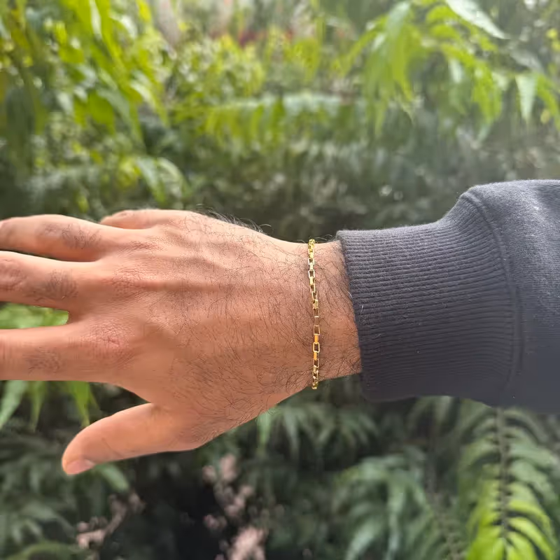 Micro Link Bracelet (Gold)