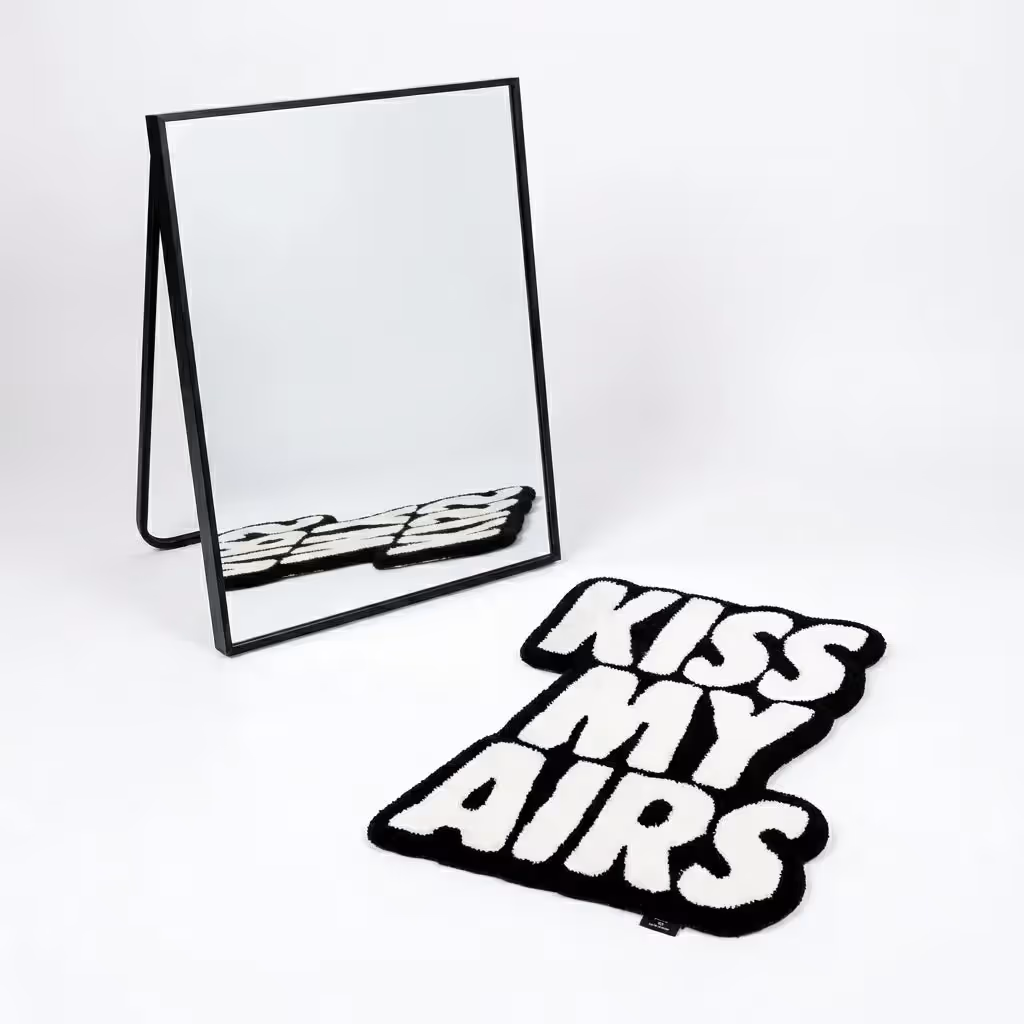 Kiss My Airs Text Aesthetic Rug image 1