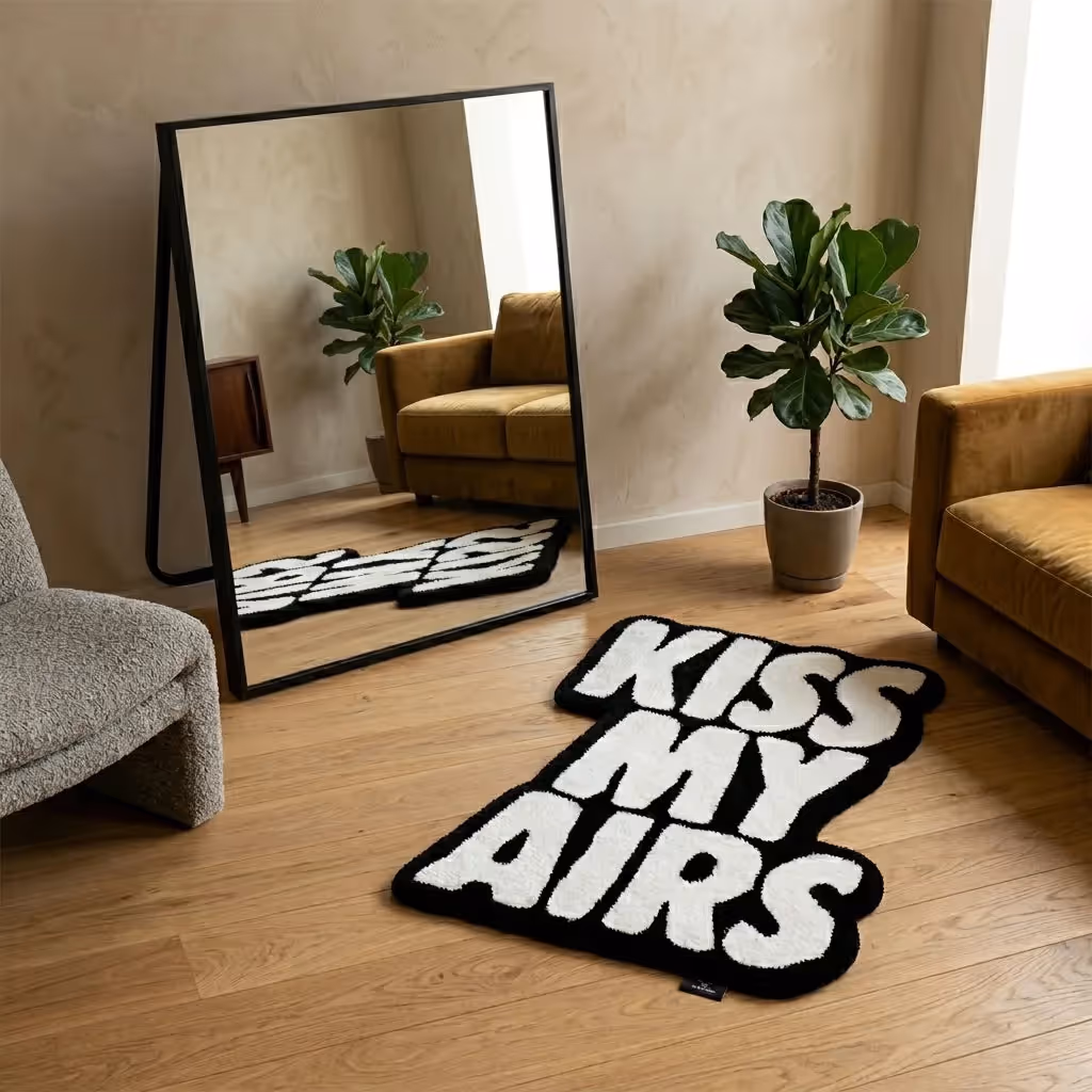 Kiss My Airs Text Aesthetic Rug image 3