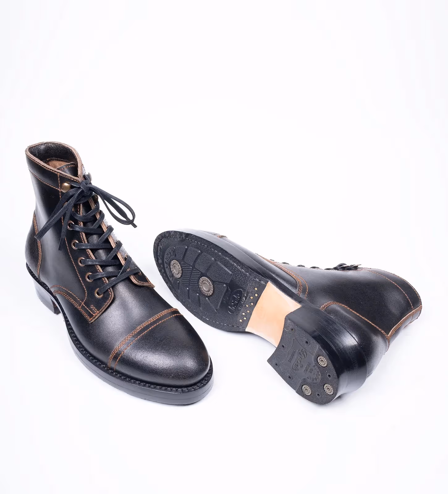 Blackwood Hand Welted Horween Waxed Flesh Captoe Boot image 4