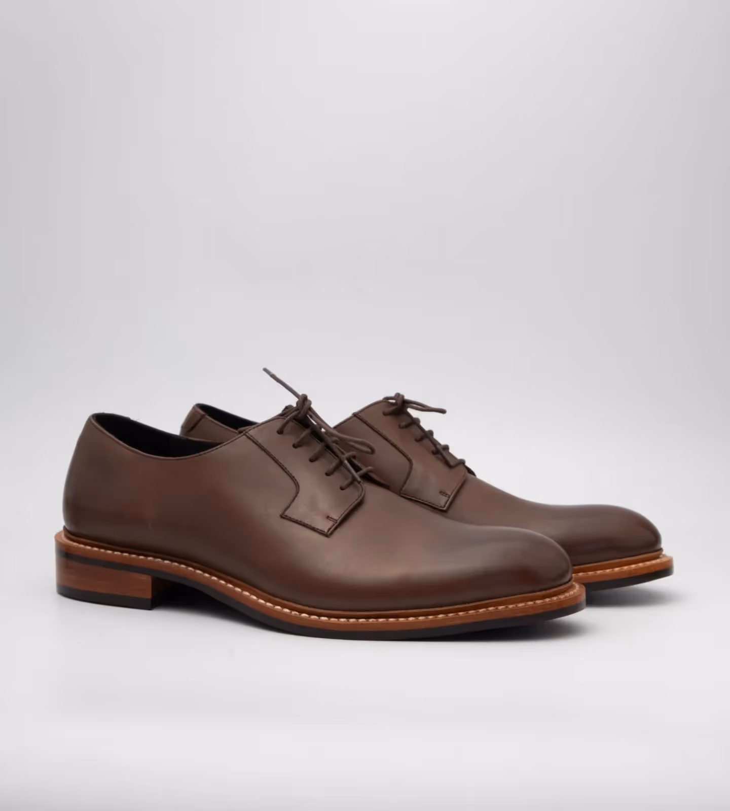 Hand-Welted Brown Plain Toe Blucher  image 2