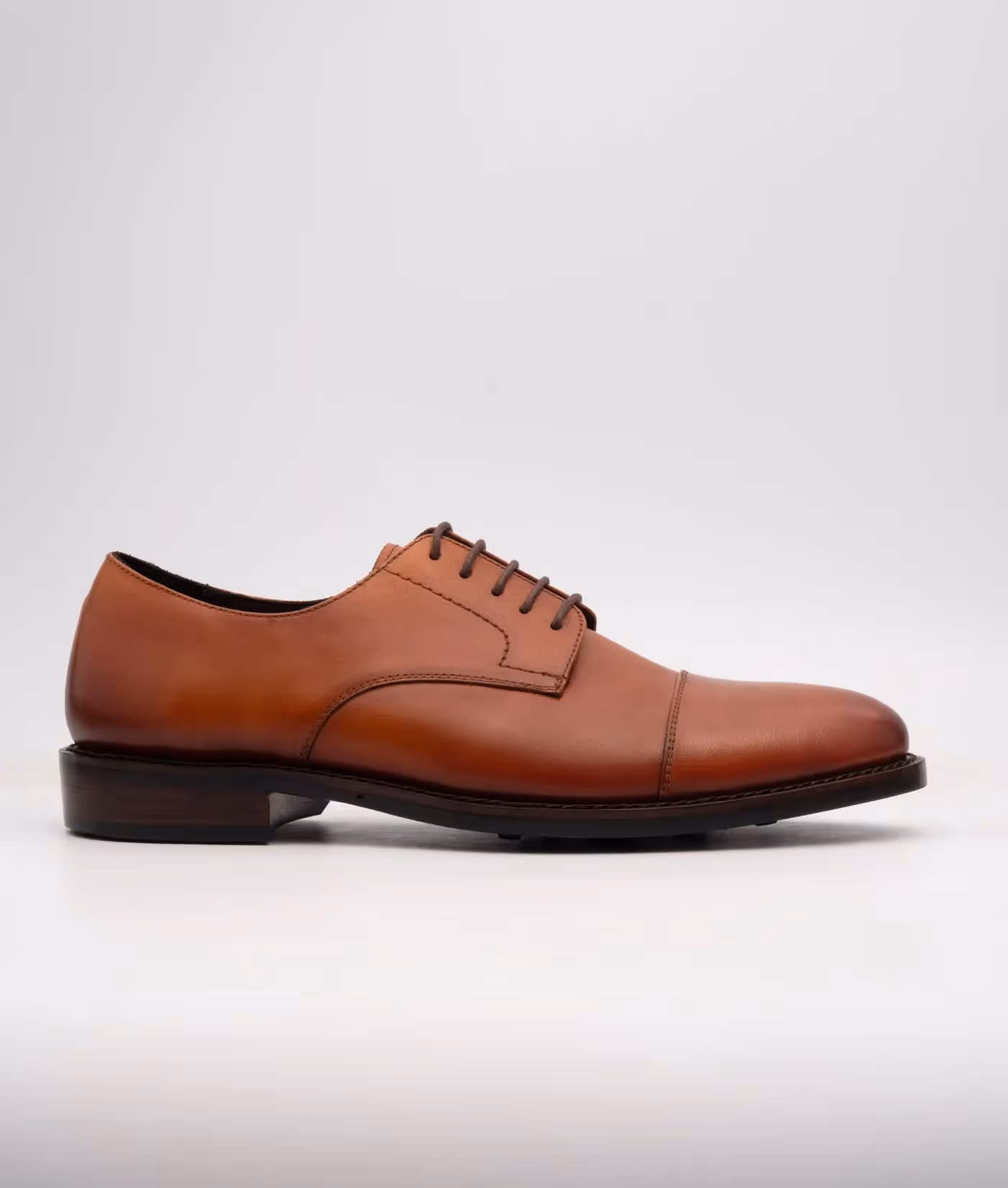 Hand Welted Classic Tan Captoe Derby image 4
