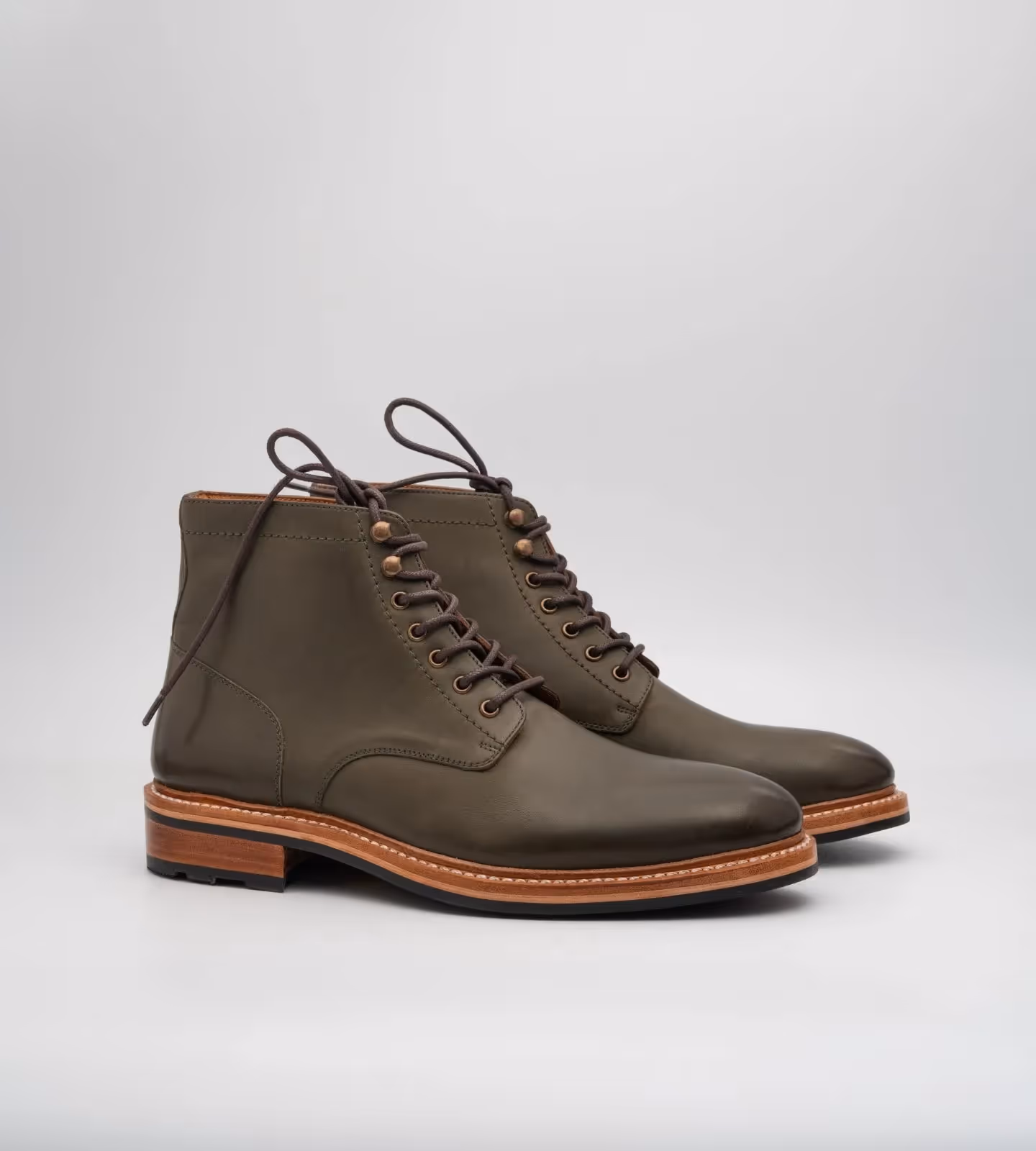 Hand-Welted Full Grain Olive Plain Toe Boot image 2