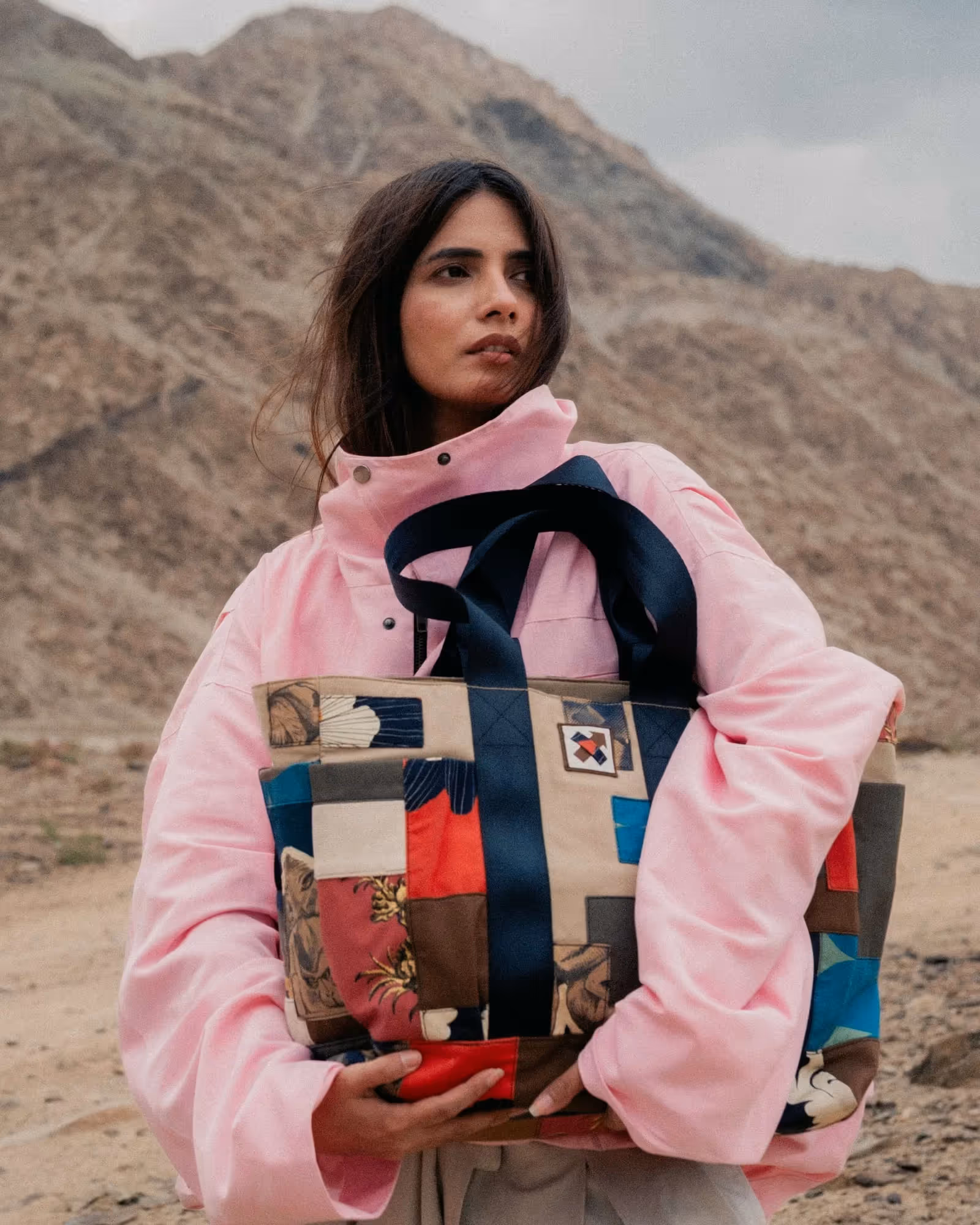 Multi-Pocket Bag - Desert image 1