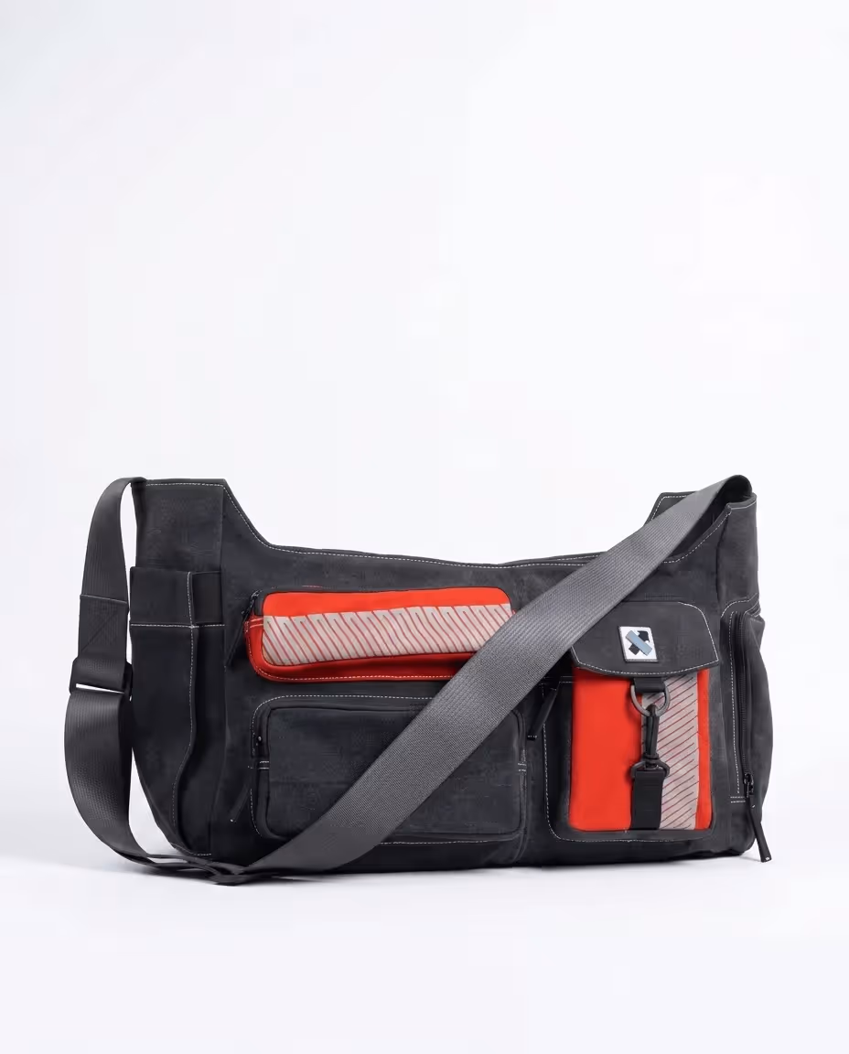 Pocket Cluster Gym Bag Denim Black  image 2