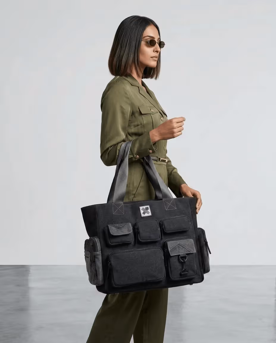 Pocket Cluster Laptop Tote Wide image 1