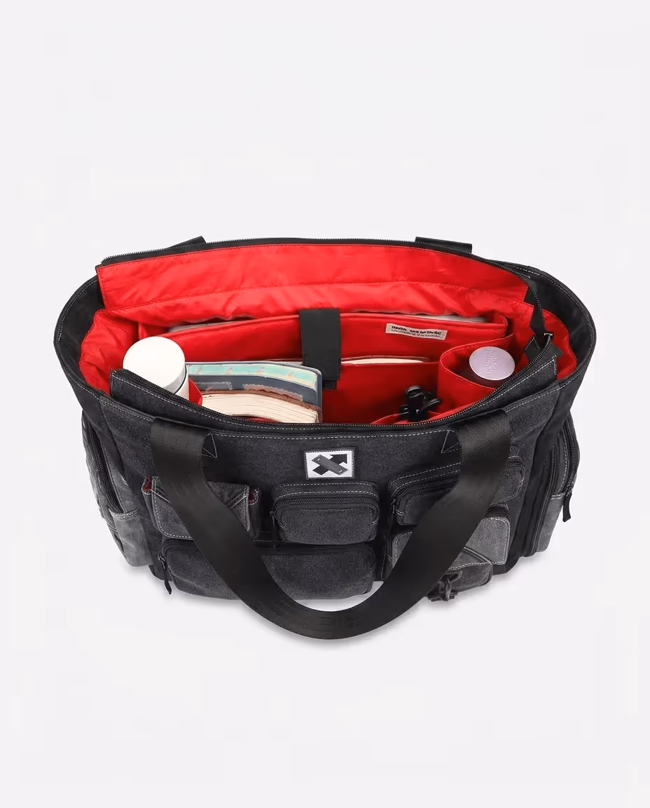 Pocket Cluster Laptop Tote Wide  image 4