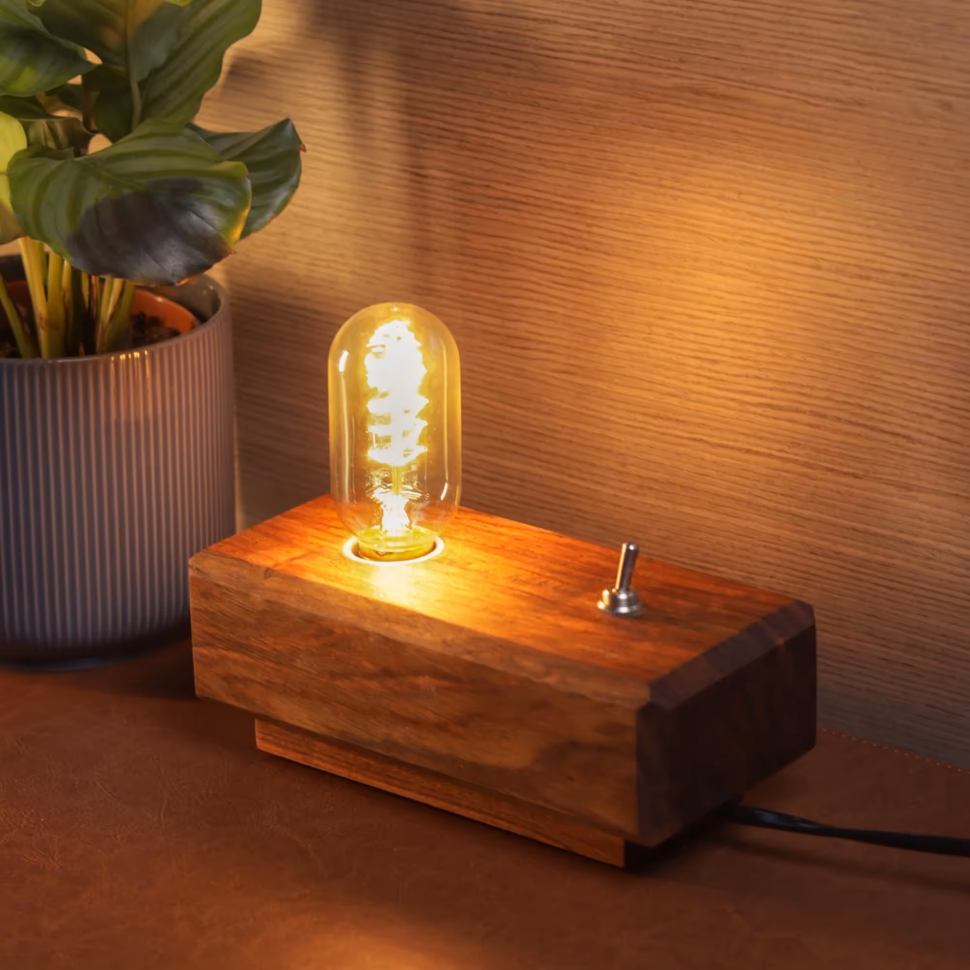 Adia Solid Wood Desk Lamp image 4