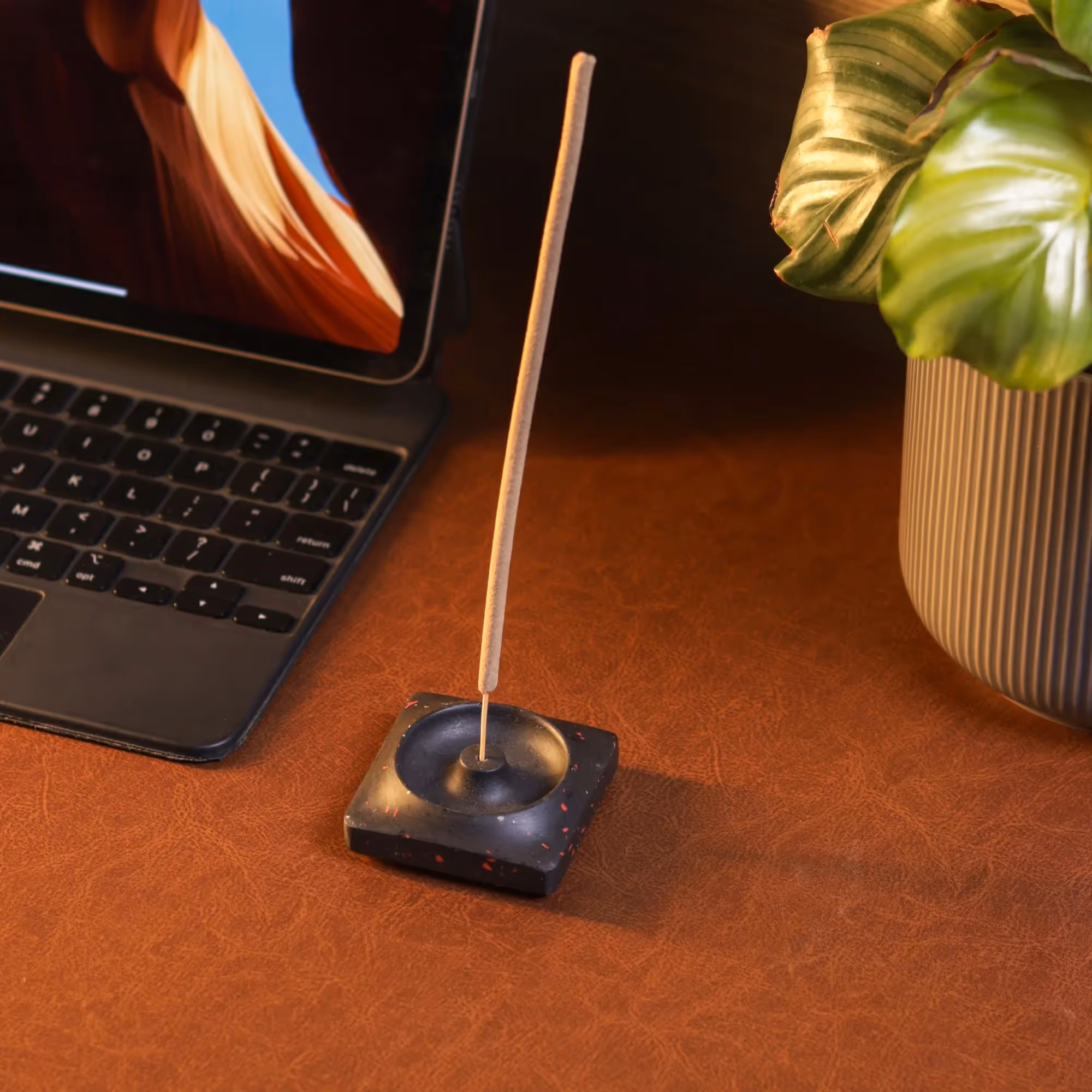 Kaze Incense Holder image 5