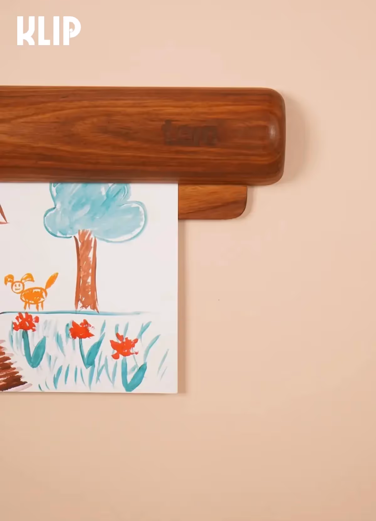 Klip Wall-Mounted Paper Display Frame  image 3