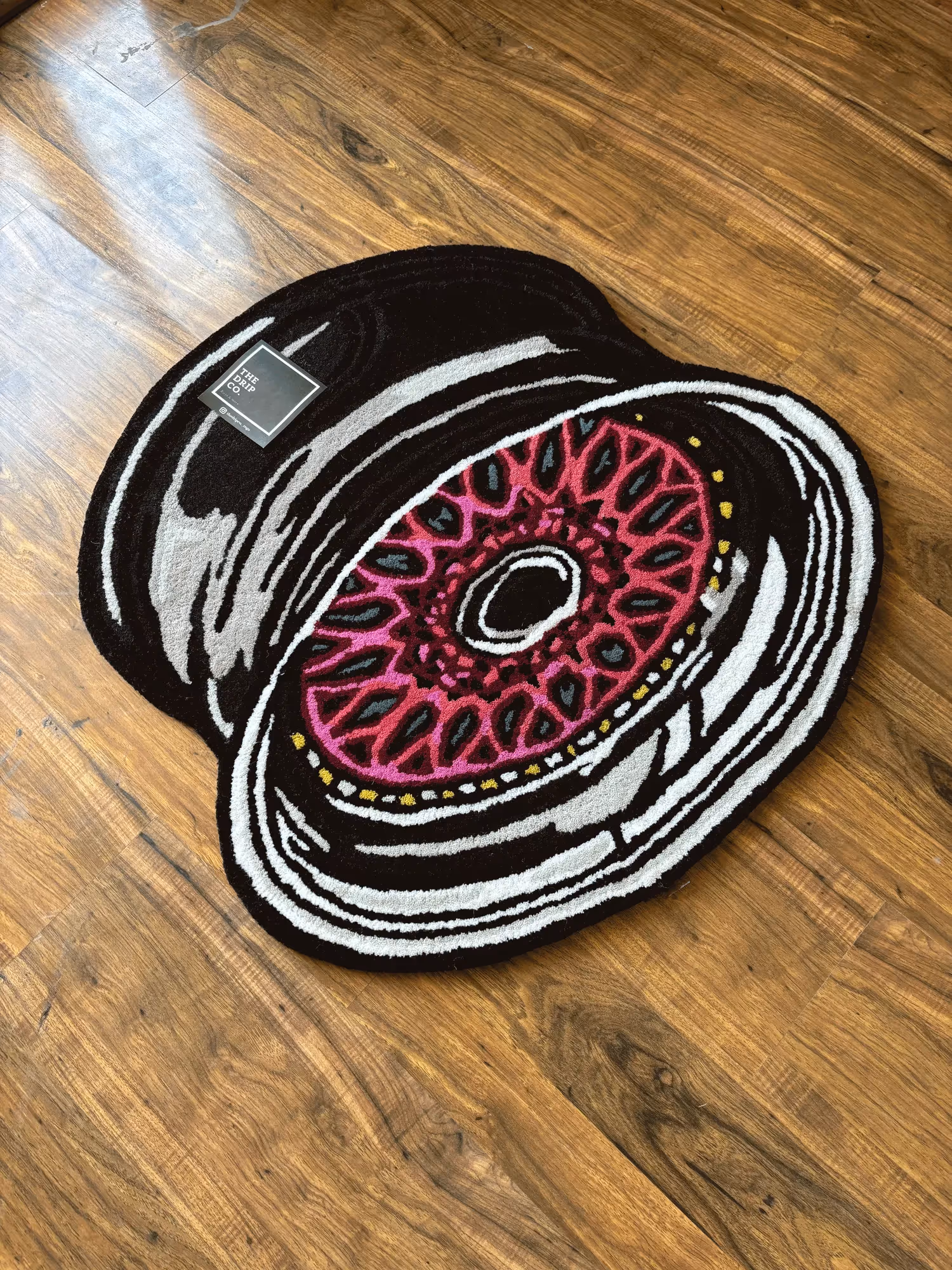 Allow Wheel Hand Tufted Rug image 3