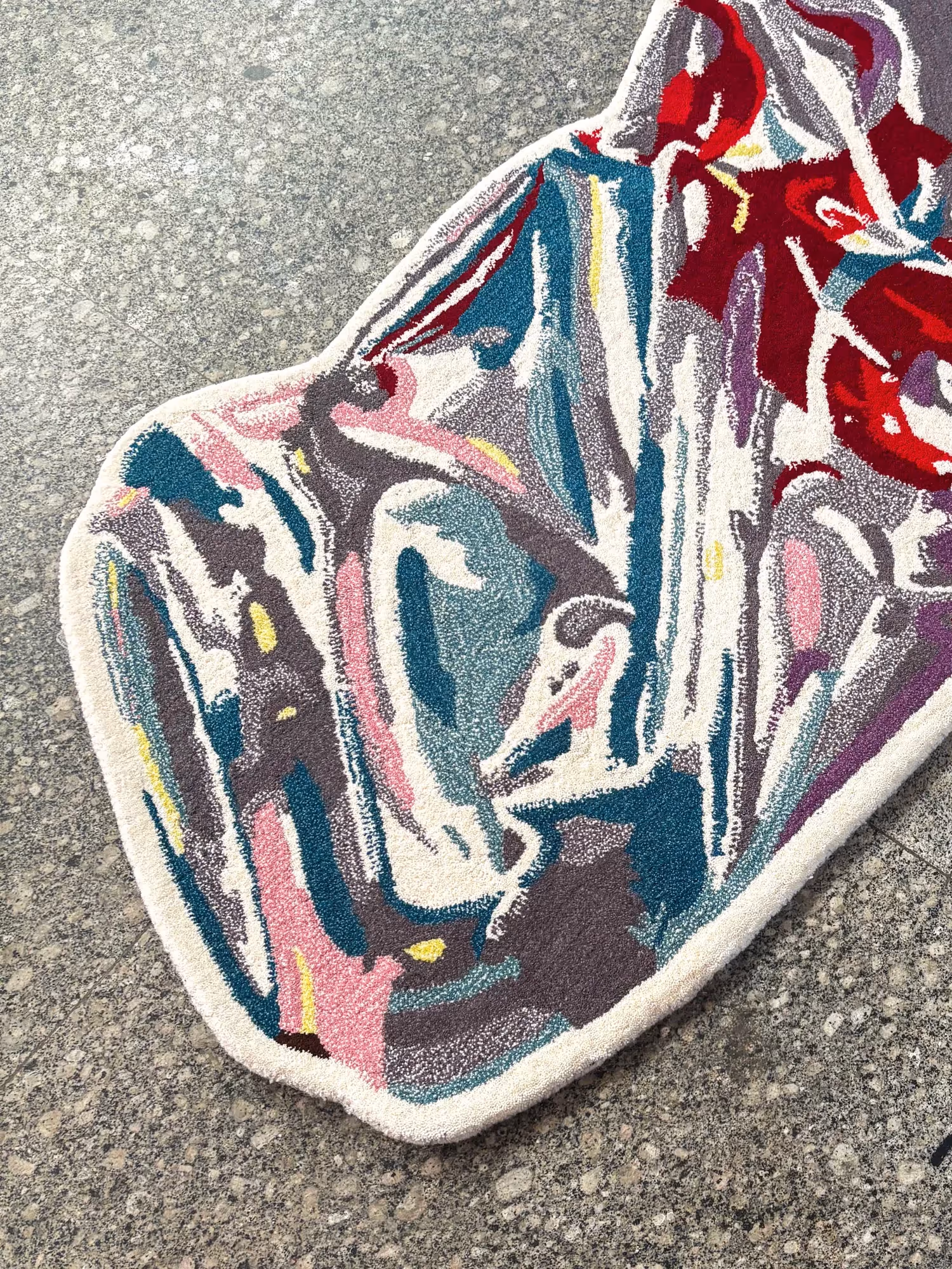 Crushed Can Hand Tufted Rug  image 3