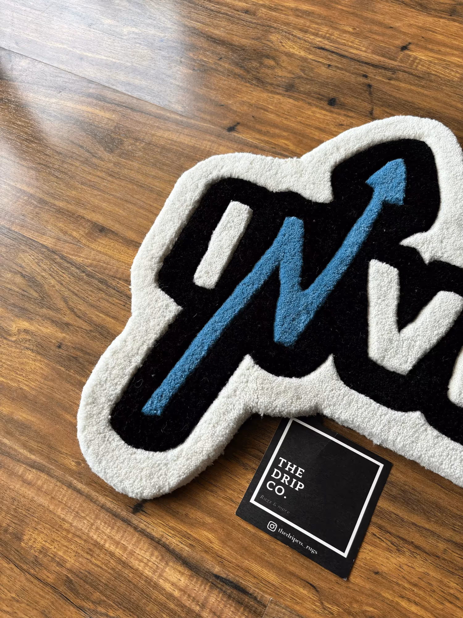 Invest Hand Tufted Rug image 3