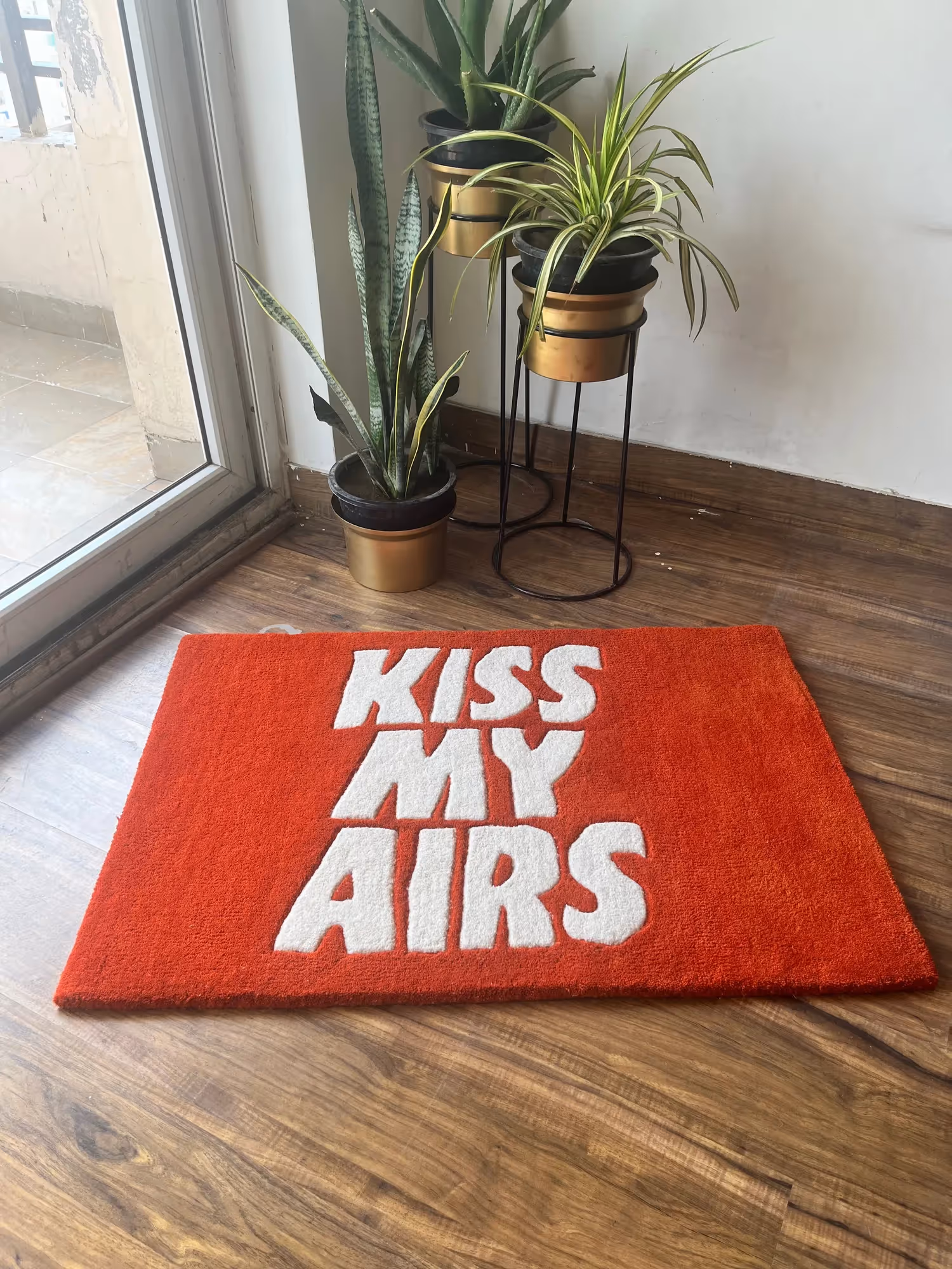 Kiss My Airs Hand Tufted Rug image 5