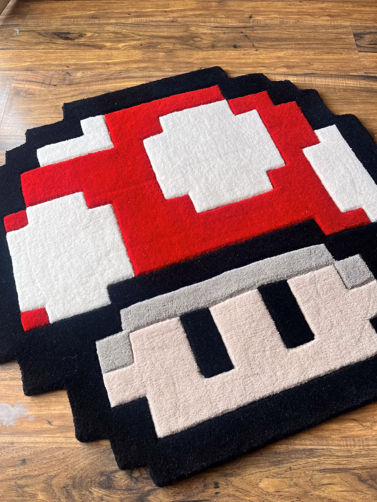 Mushroom Retro Gaming Hand Tufted Rug  image 2