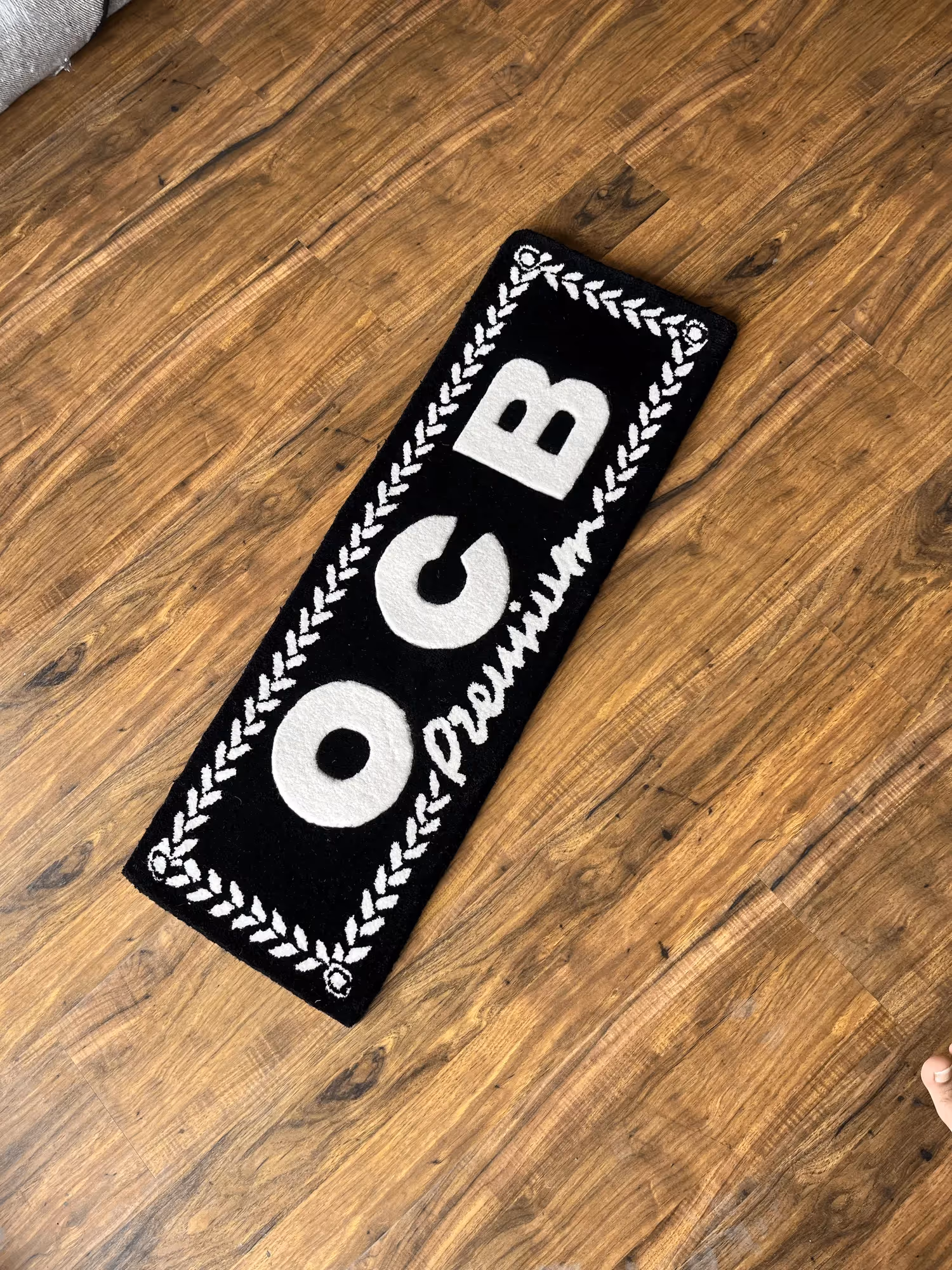 OCB Hand Tufted Rug image 5