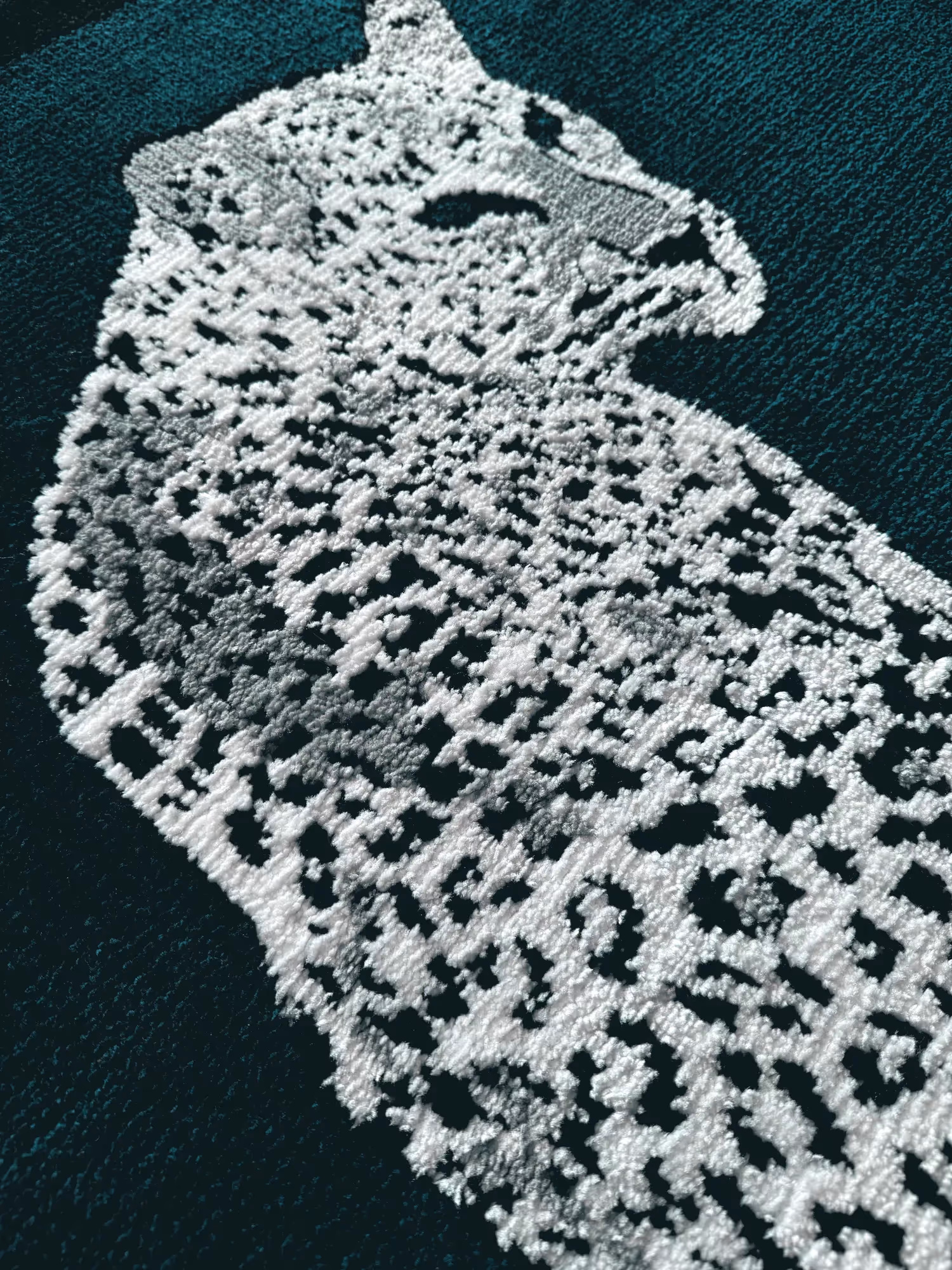 Royal White Cheetah Machine Made Rug image 14