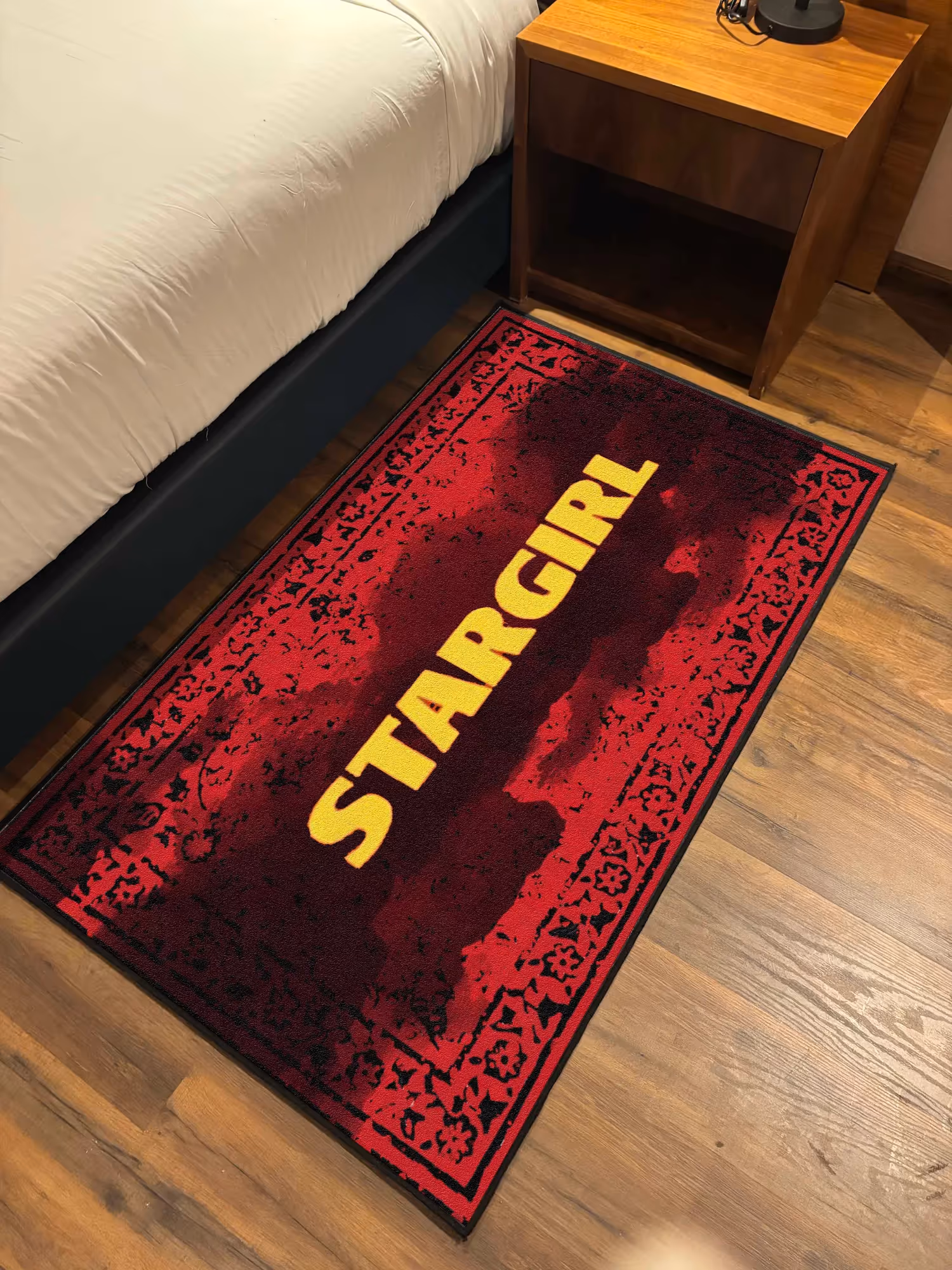 Stargirl Traditional Design Washable Rug  image 2