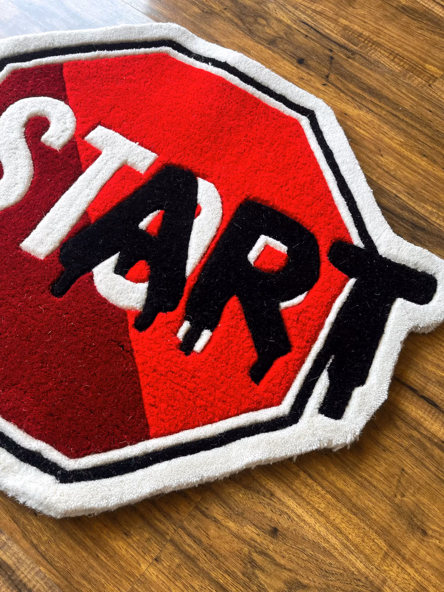 Start Stop Hand Tufted Rug  image 5