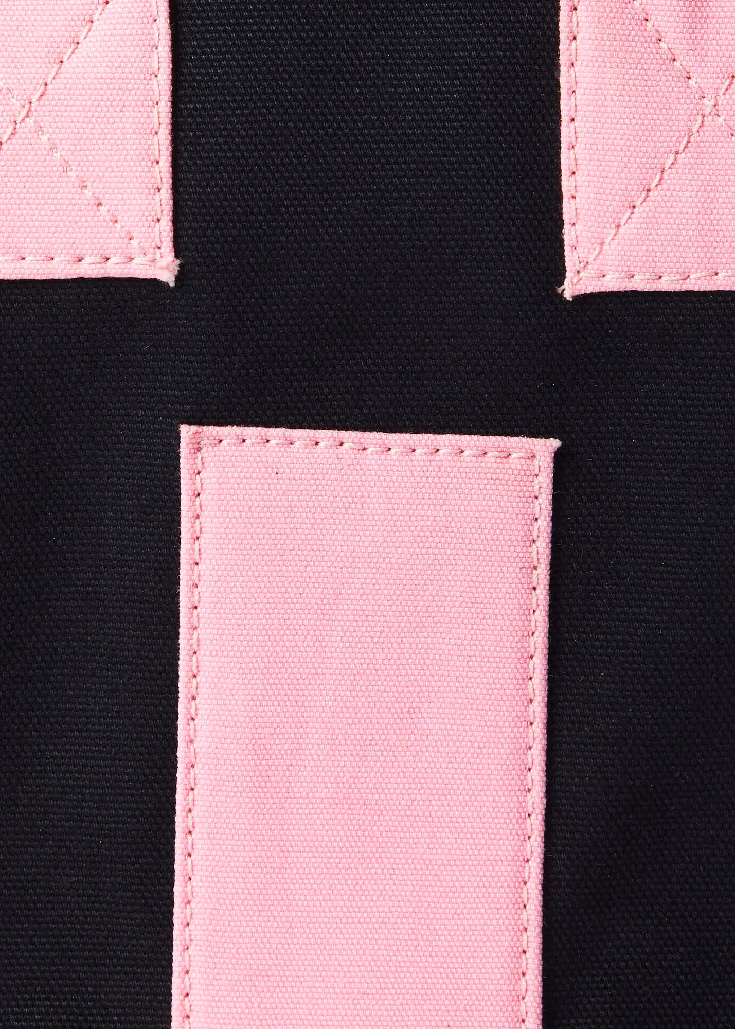 Reita Black & Pink image 10