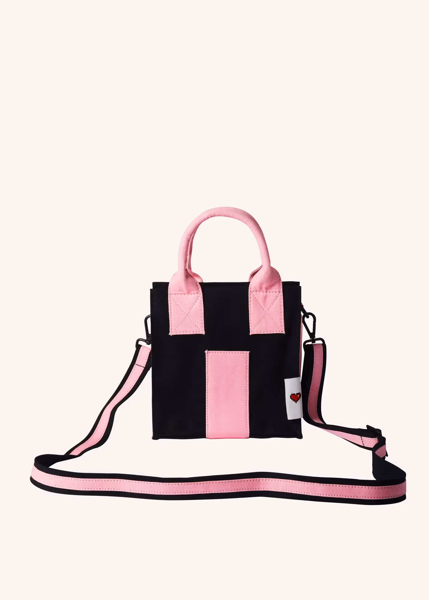 Reita Black & Pink image 4