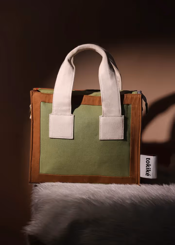 Heritage Bombay Canvas with Modern Edge