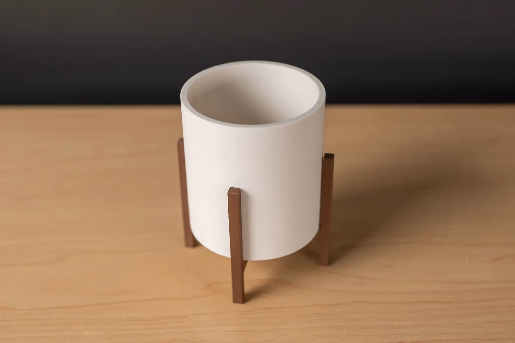 Classic Planter With Drip Tray And Stand image 3