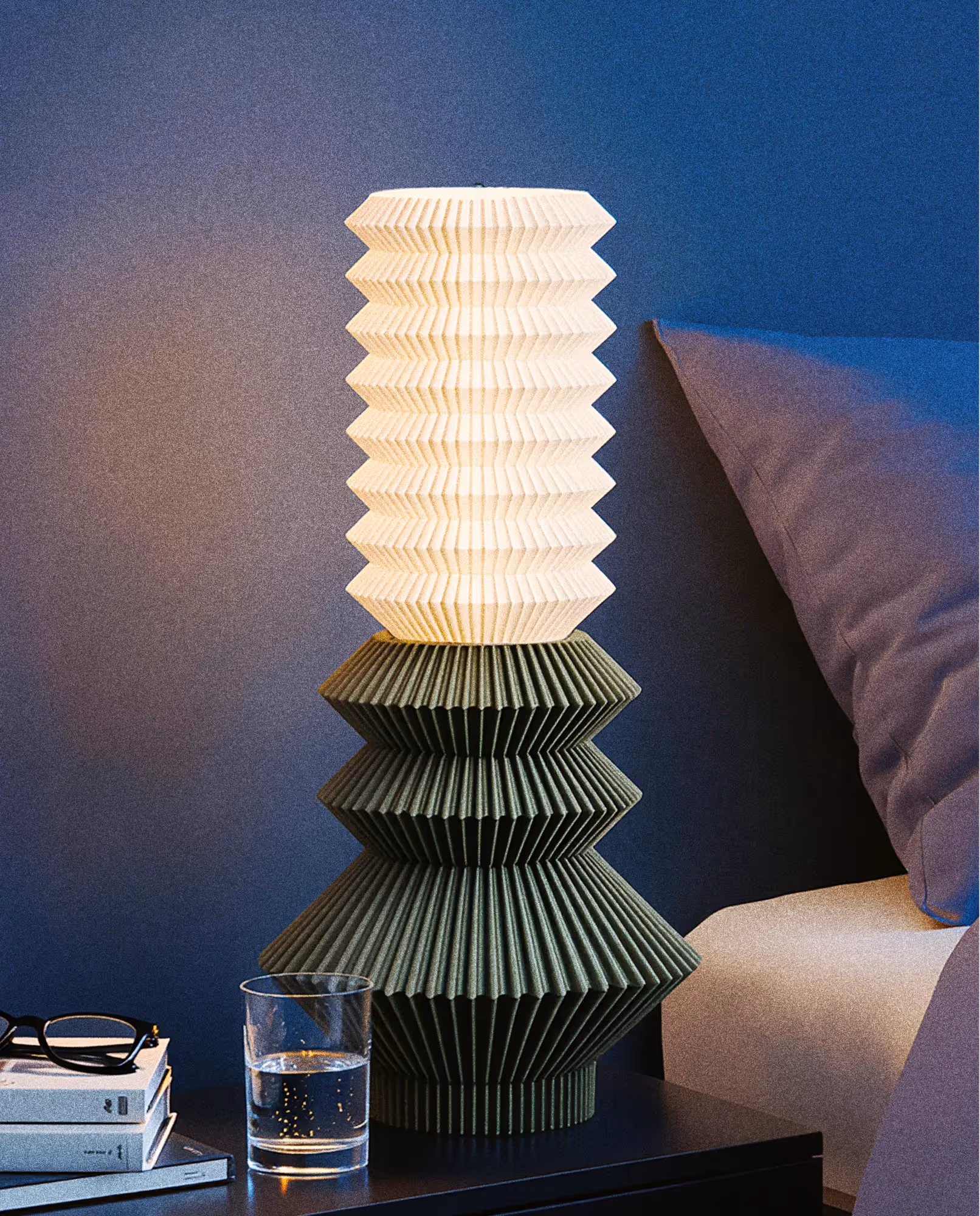 Hikari Tower Table Lamp image 4