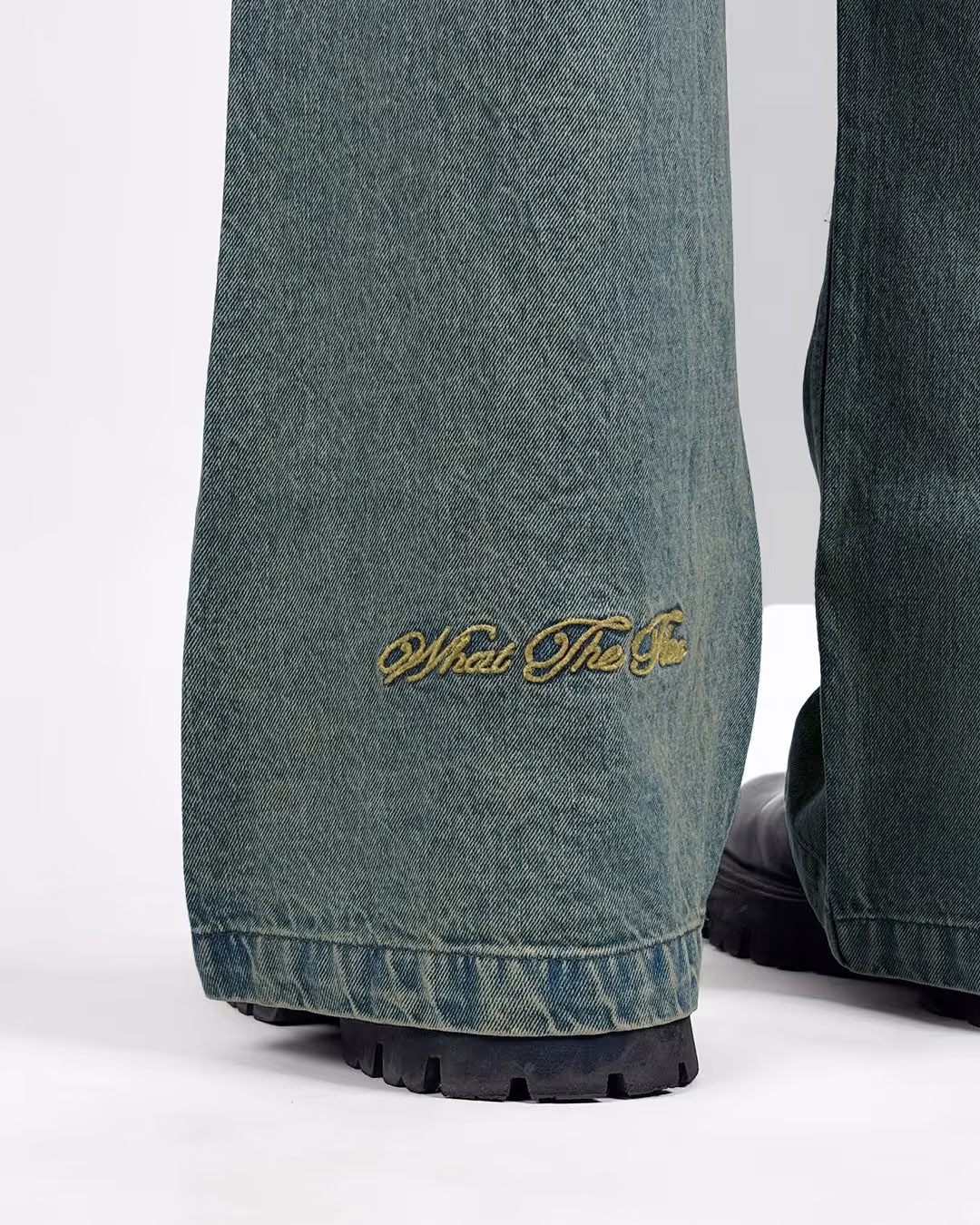 Antique Blue Wide Flared Jeans image 8