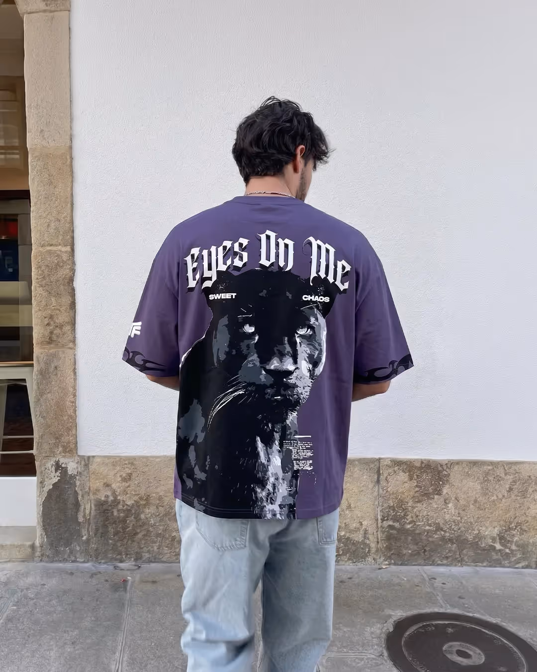 Eyes On Me Heavyweight T-shirt image 4