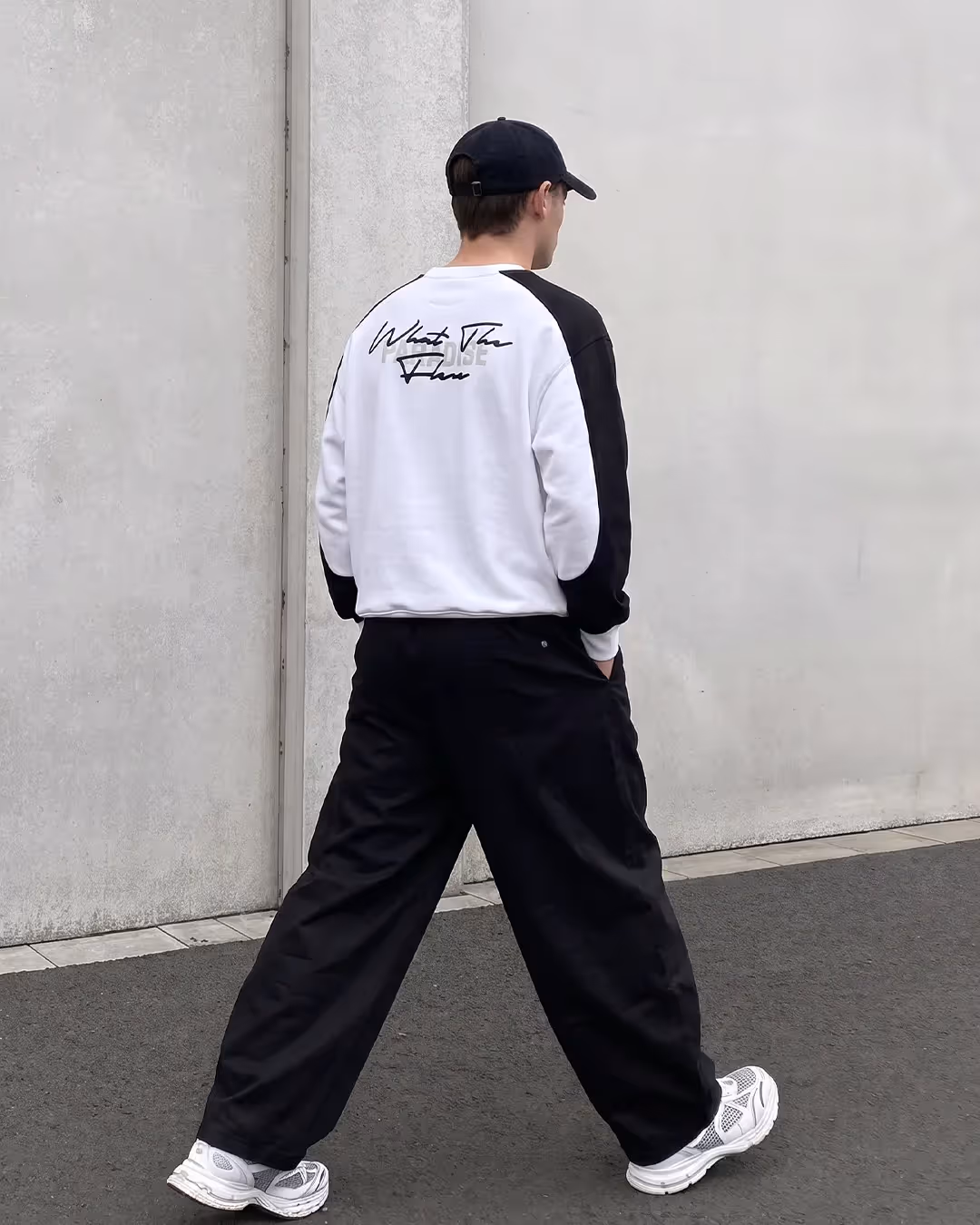 Paradise Oversized White Sweatshirt image 3