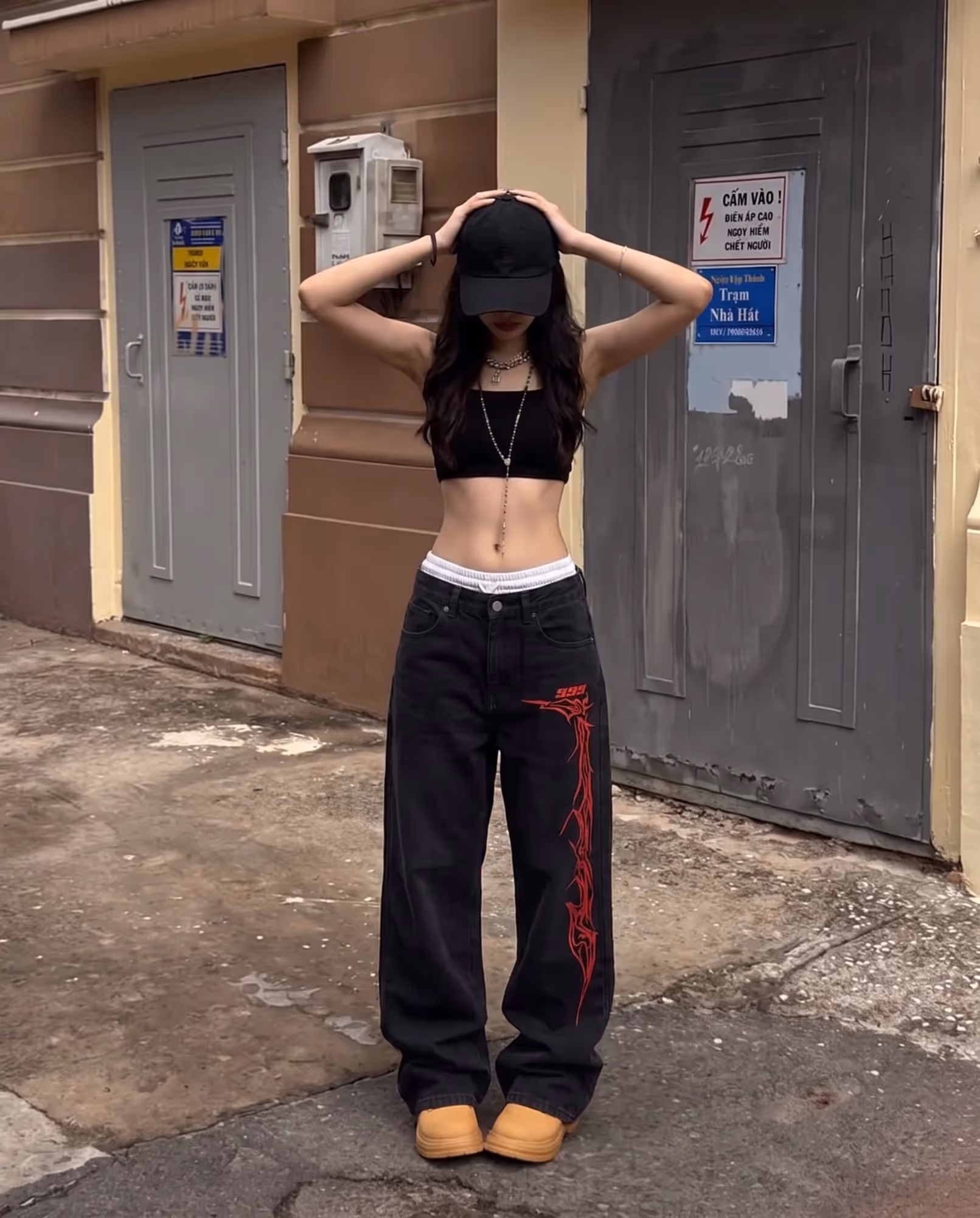 Veins Black Baggy Jeans  image 2